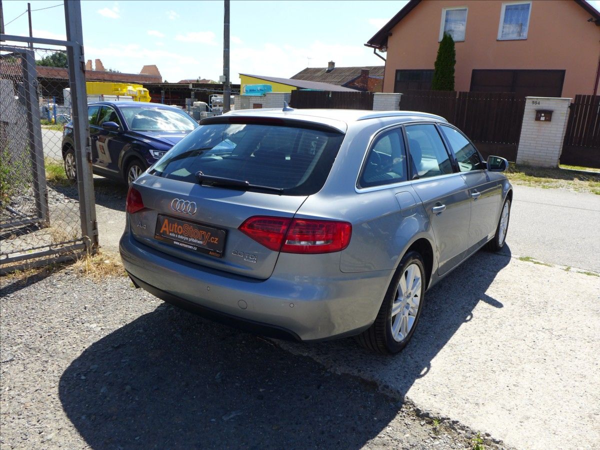 Audi A4, 2,0 TDI  QUATTRO 1.MAJITEL - fotka 6