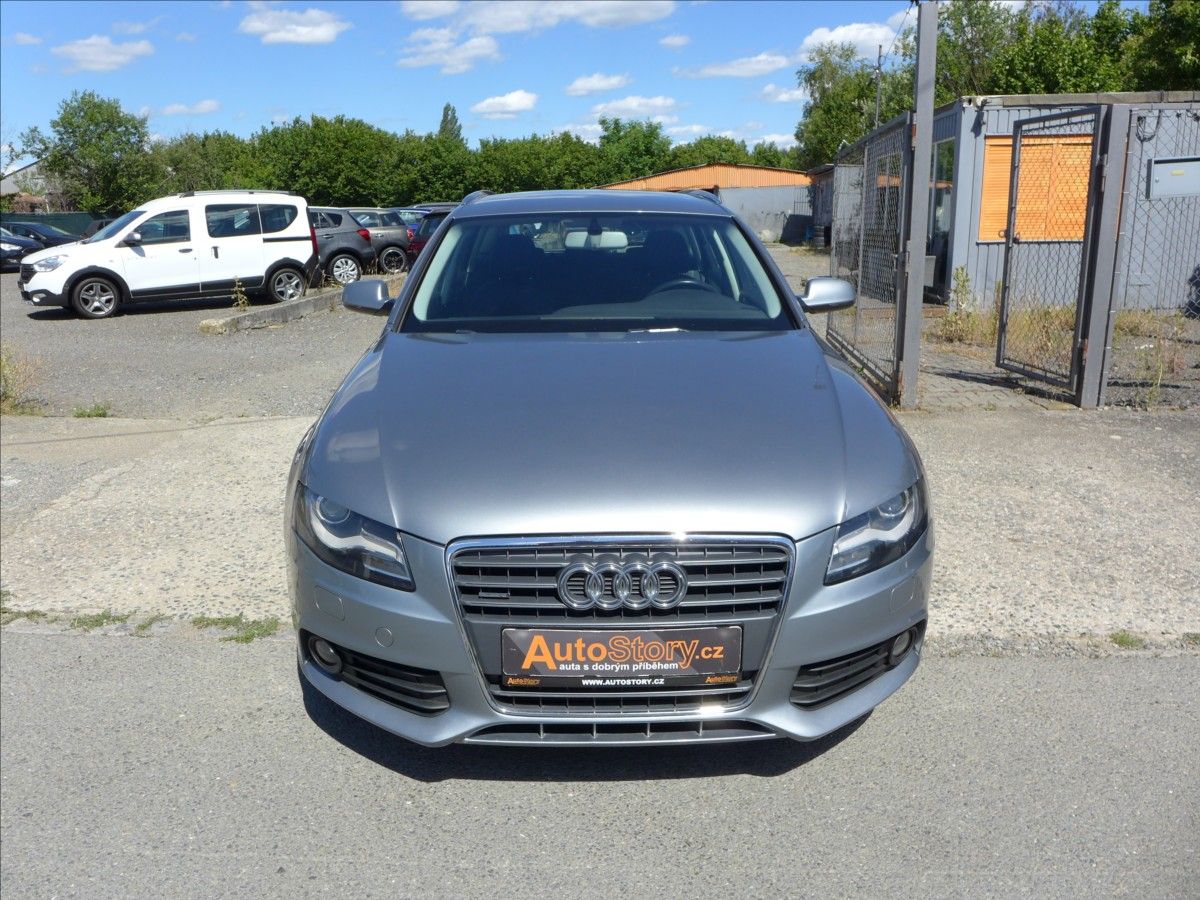 Audi A4, 2,0 TDI  QUATTRO 1.MAJITEL - fotka 3