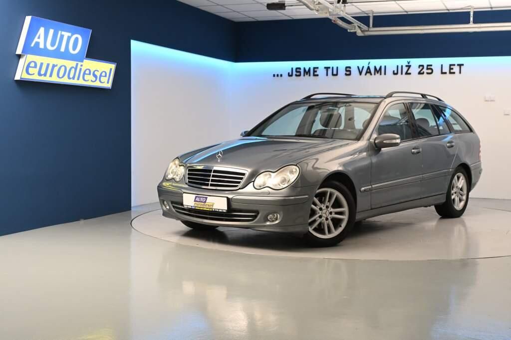 Mercedes-Benz Třídy C, 1.8 200 KOMPRESOR i - fotka 2