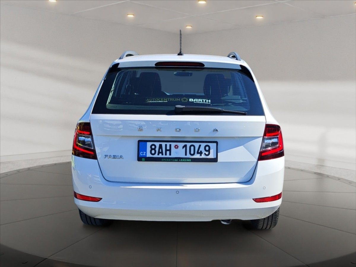 Škoda Fabia, 1,0 TSI Style - fotka 4
