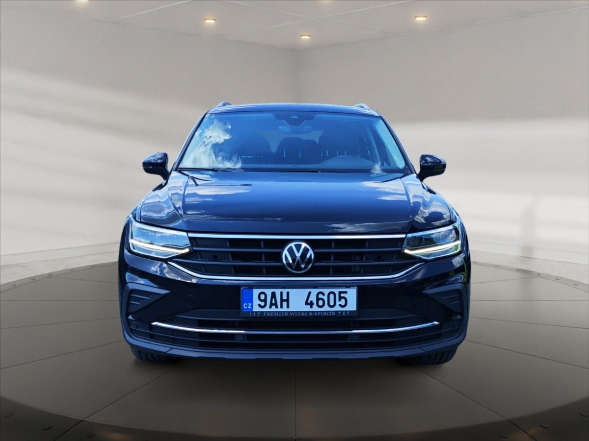 Volkswagen Tiguan, 1,5 TSI Life DSG - fotka 2