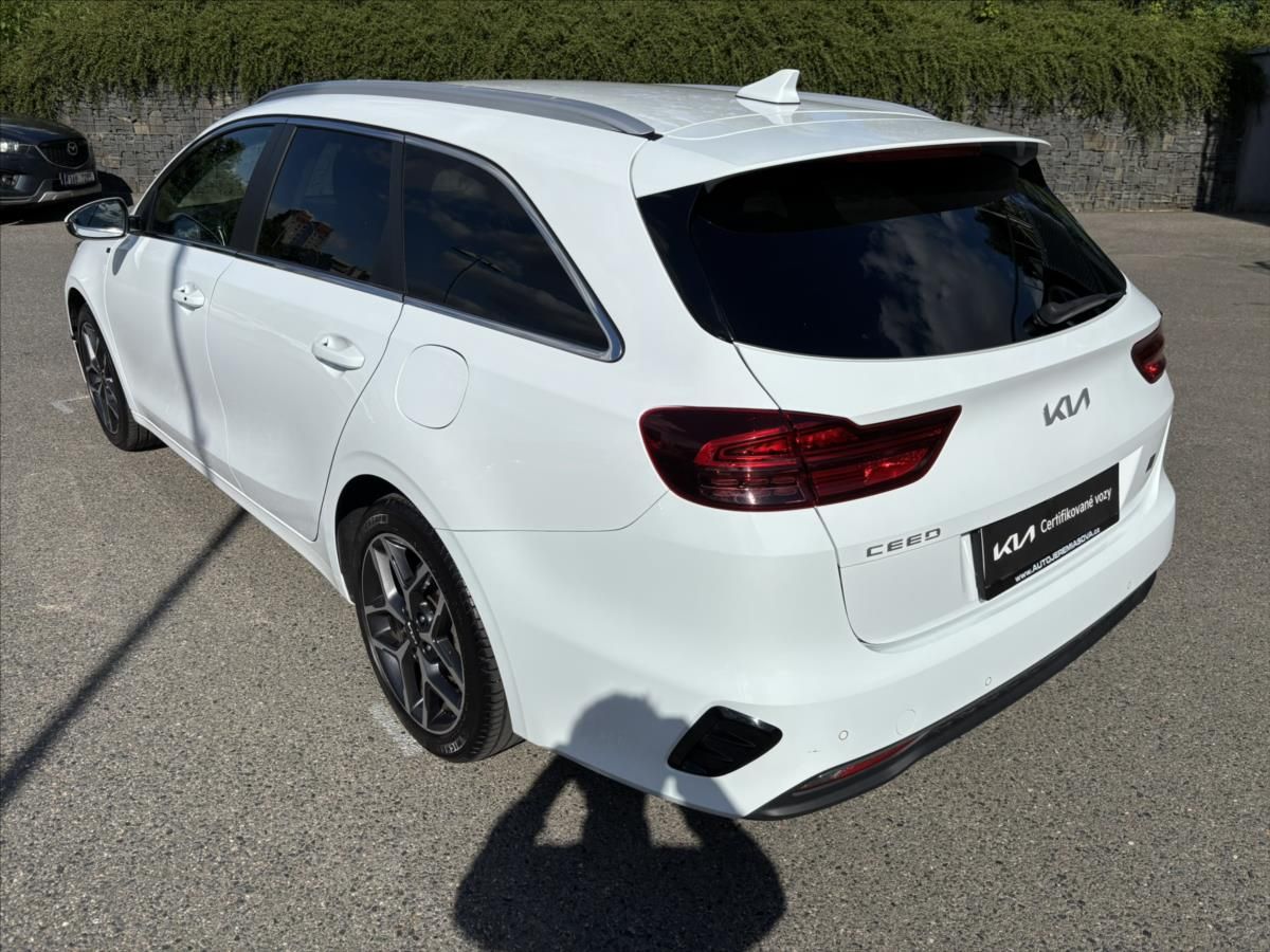 Kia Cee´d, 1,5 TGDi TOP ZÁRUKA BEZKLÍČ - fotka 3
