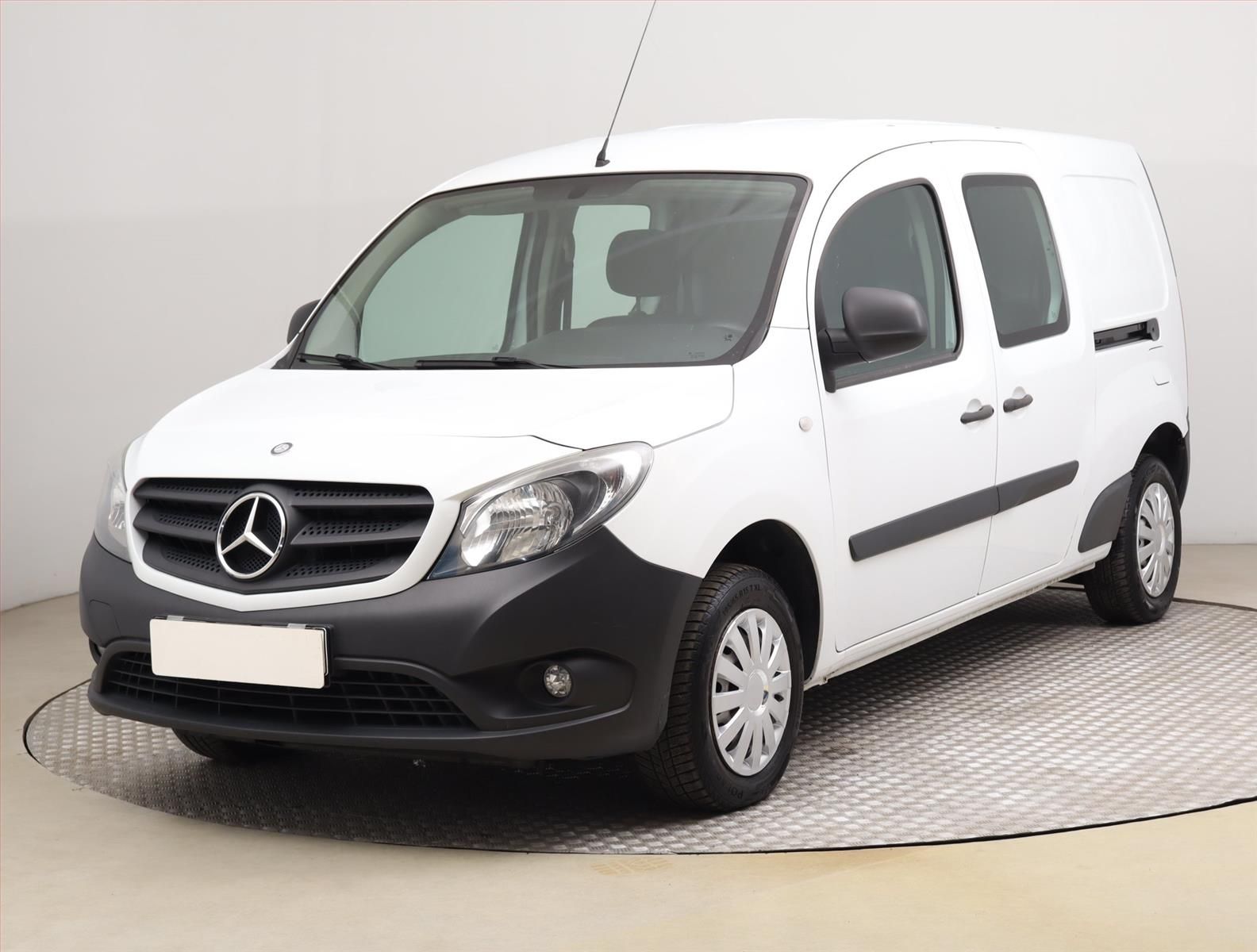 Mercedes-Benz Citan, 111 CDI, Mixto/XL, 5 míst - fotka 2