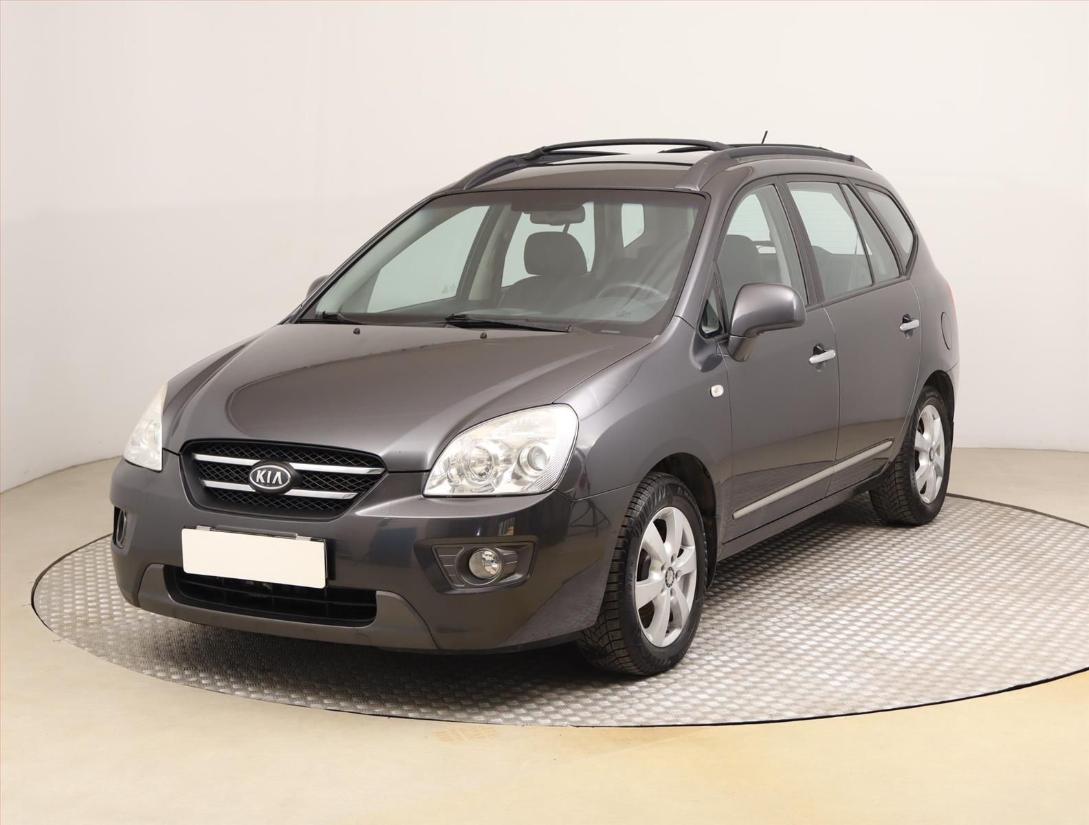 Kia Carens, 2.0 CRDi, po STK, Tažné - fotka 2