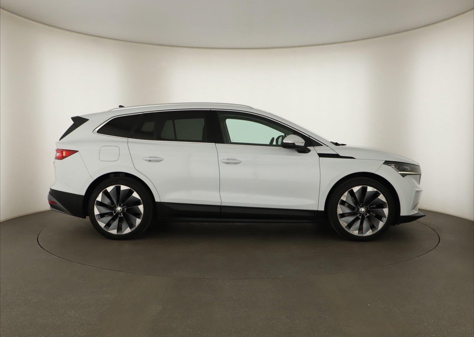 Škoda Enyaq, iV 80 (82 kWh), SoH 89% - fotka 6