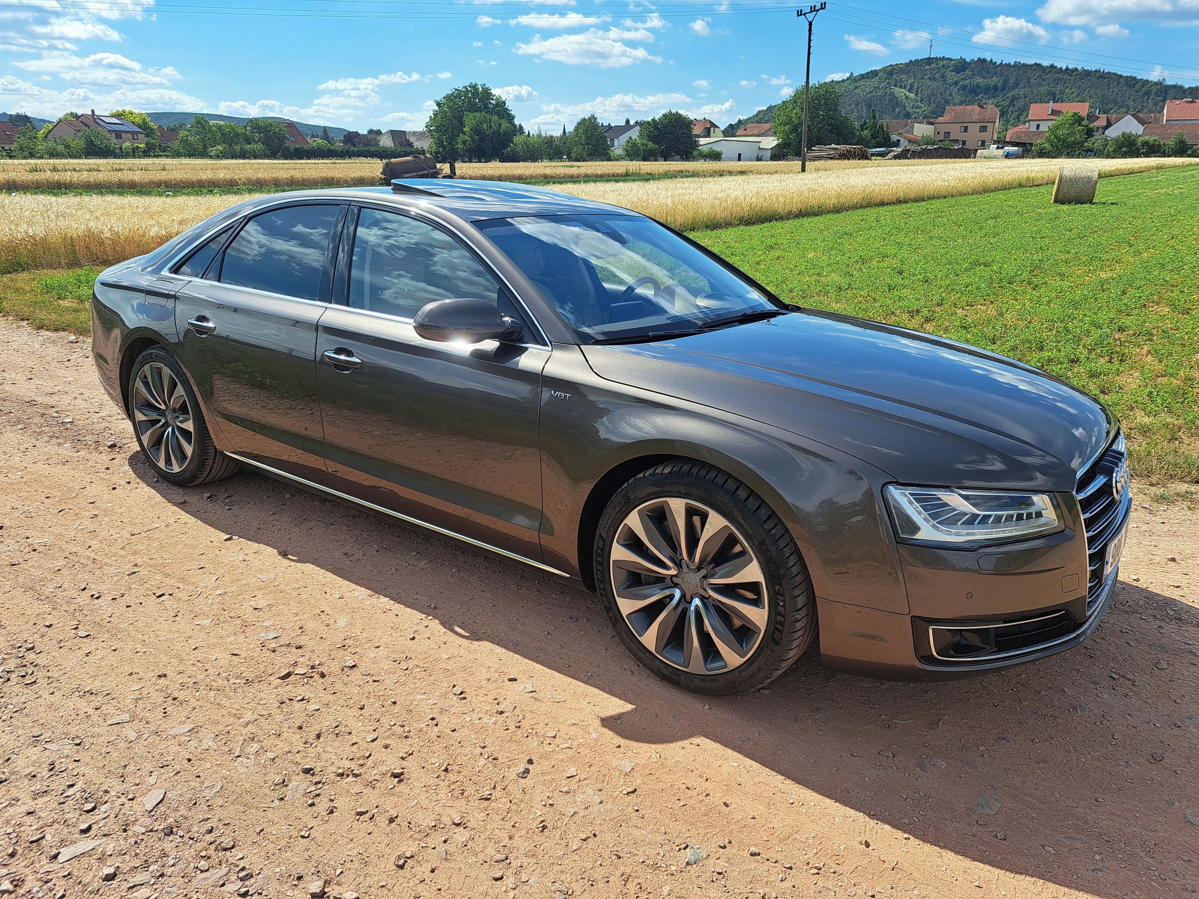 Audi A8, 4.2TDI,ČR,2XALU,TOP STAV! - fotka 6