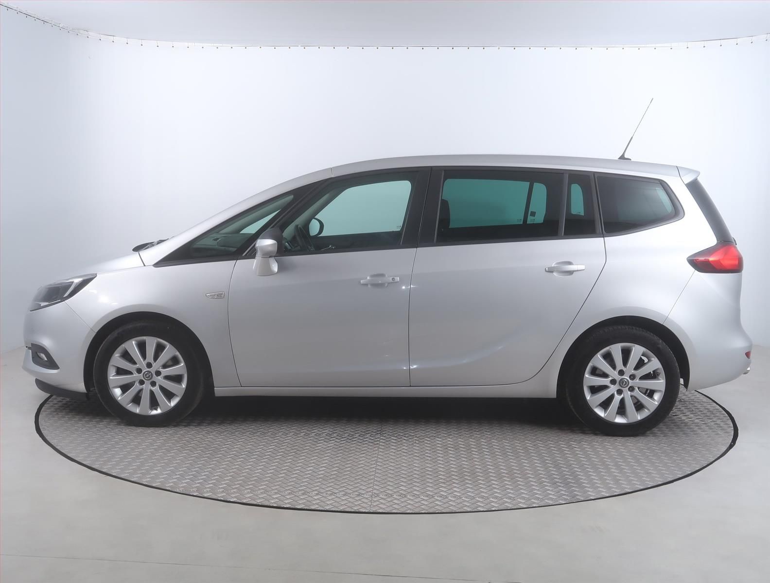 Opel Zafira, 2.0 CDTI, Automat - fotka 3