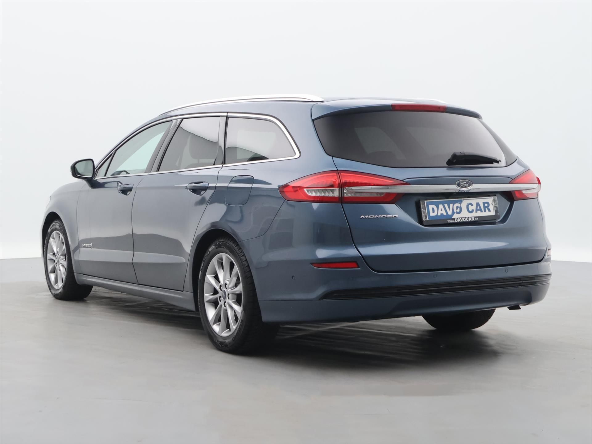 Ford Mondeo, 2,0 Hybrid iCVT 103kW Vignale - fotka 5