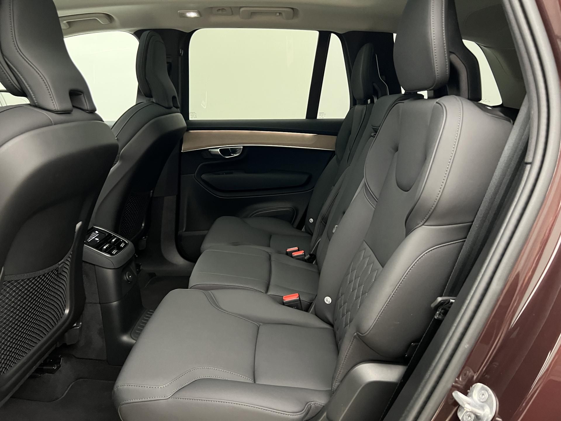 Volvo XC90, T8 AWD DARK PLUS AUT 7 MÍST - fotka 6
