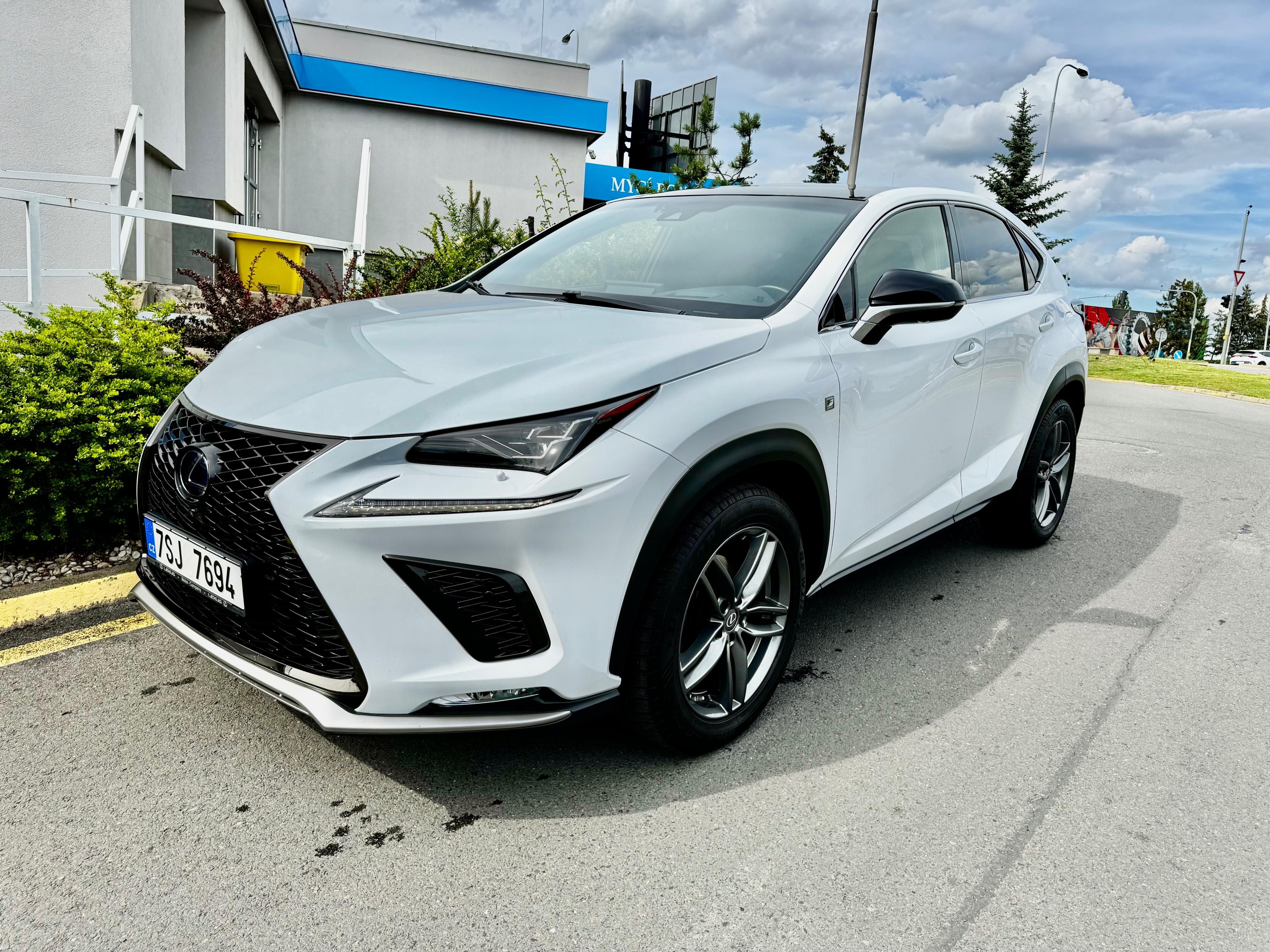 Lexus NX 300h, Lexus NX300h F-Sport,STK2028 - fotka 3