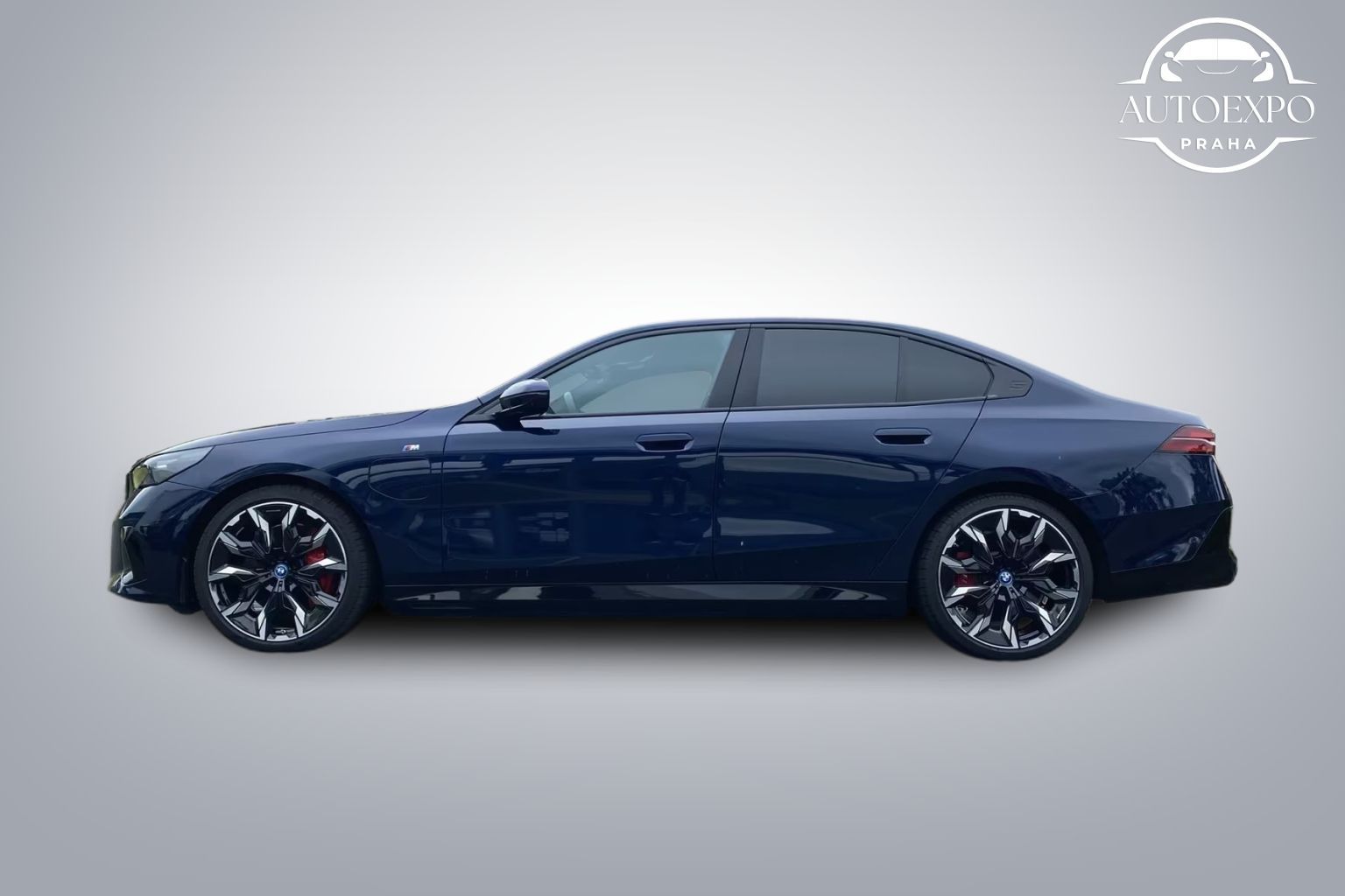 BMW Řada 5, e xDrive Limousine M-Sport - fotka 4