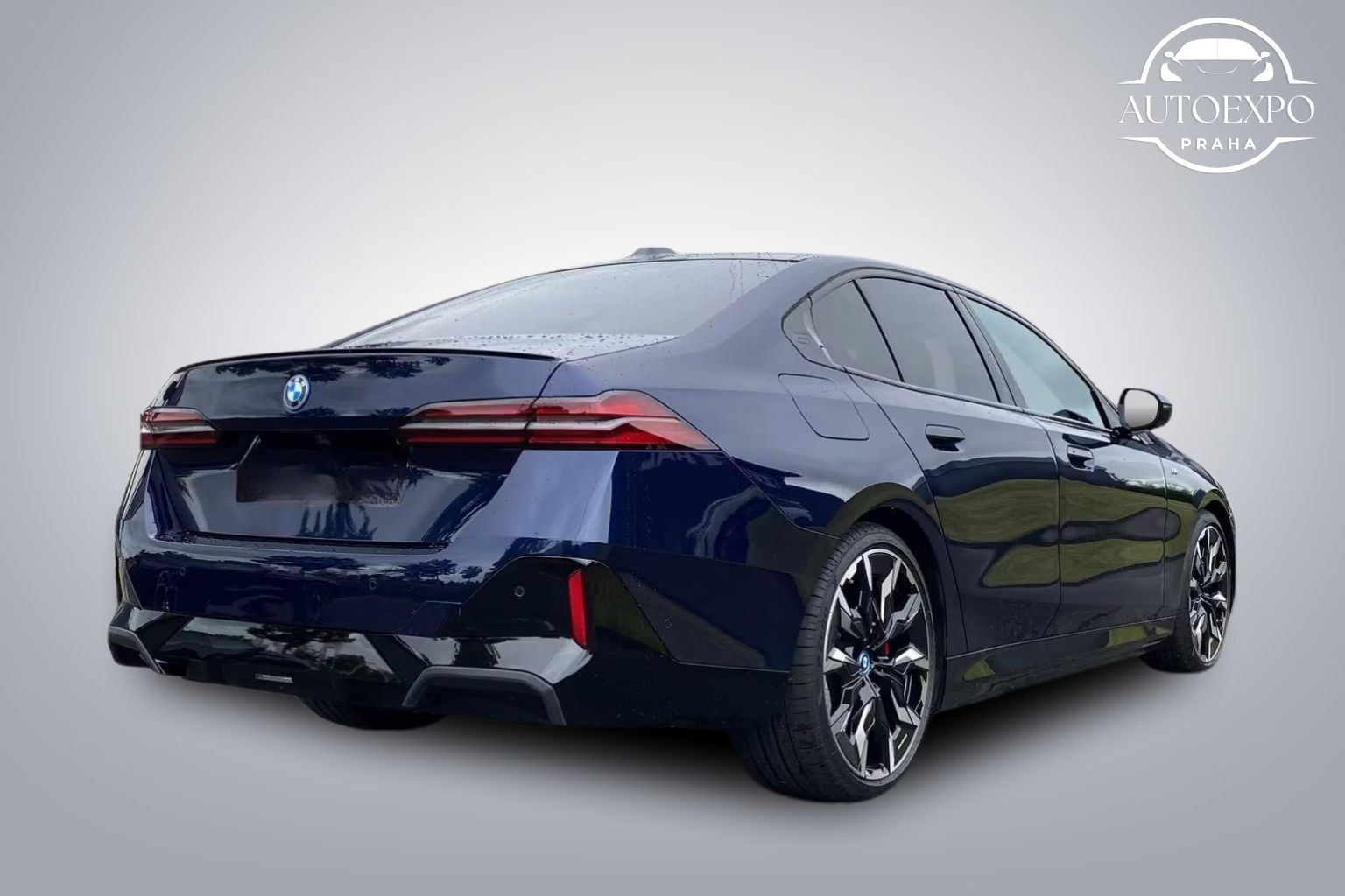 BMW Řada 5, e xDrive Limousine M-Sport - fotka 6