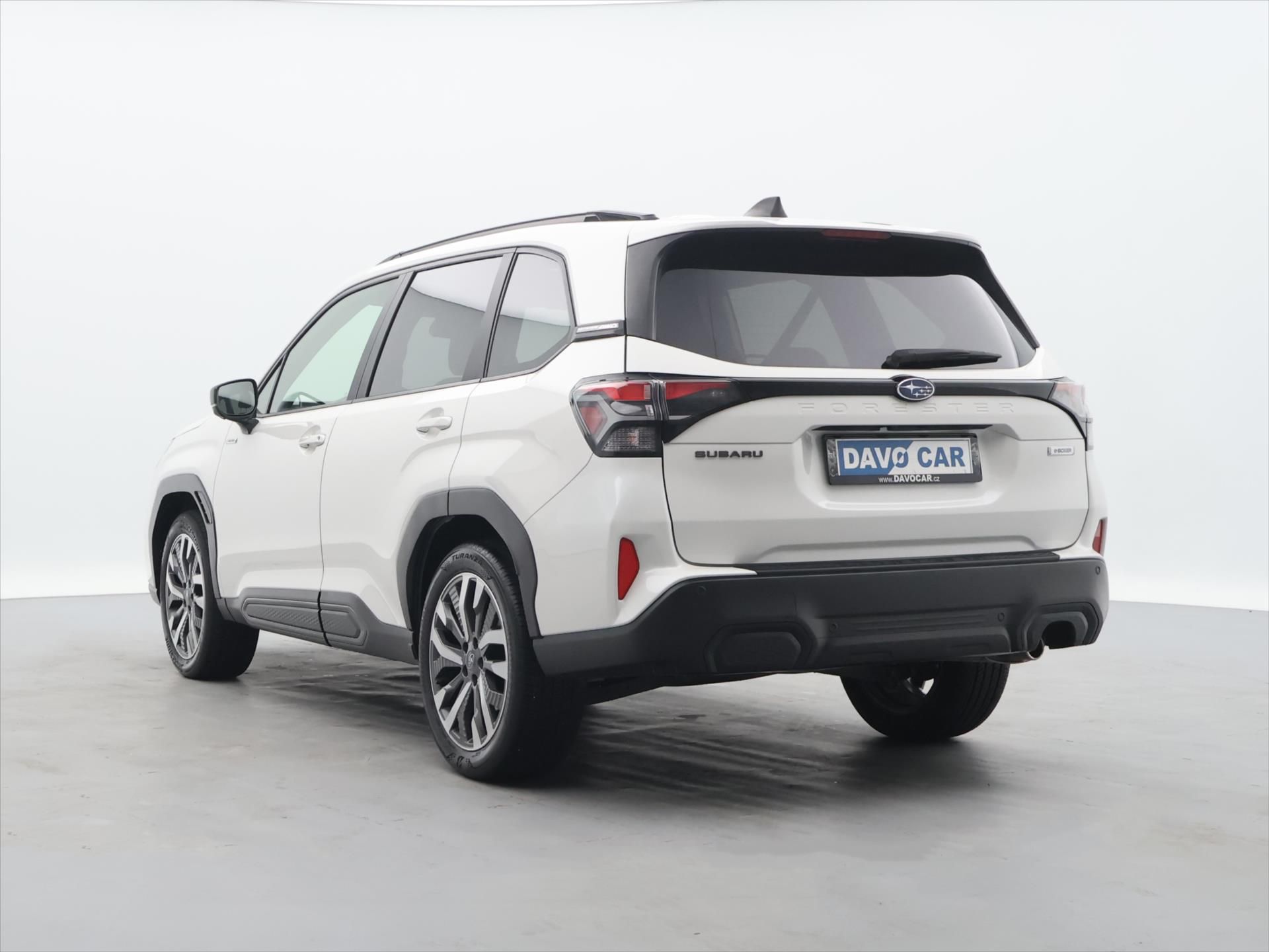 Subaru Forester, 2,0 e-EyeSight 100kW CZ CVT - fotka 5