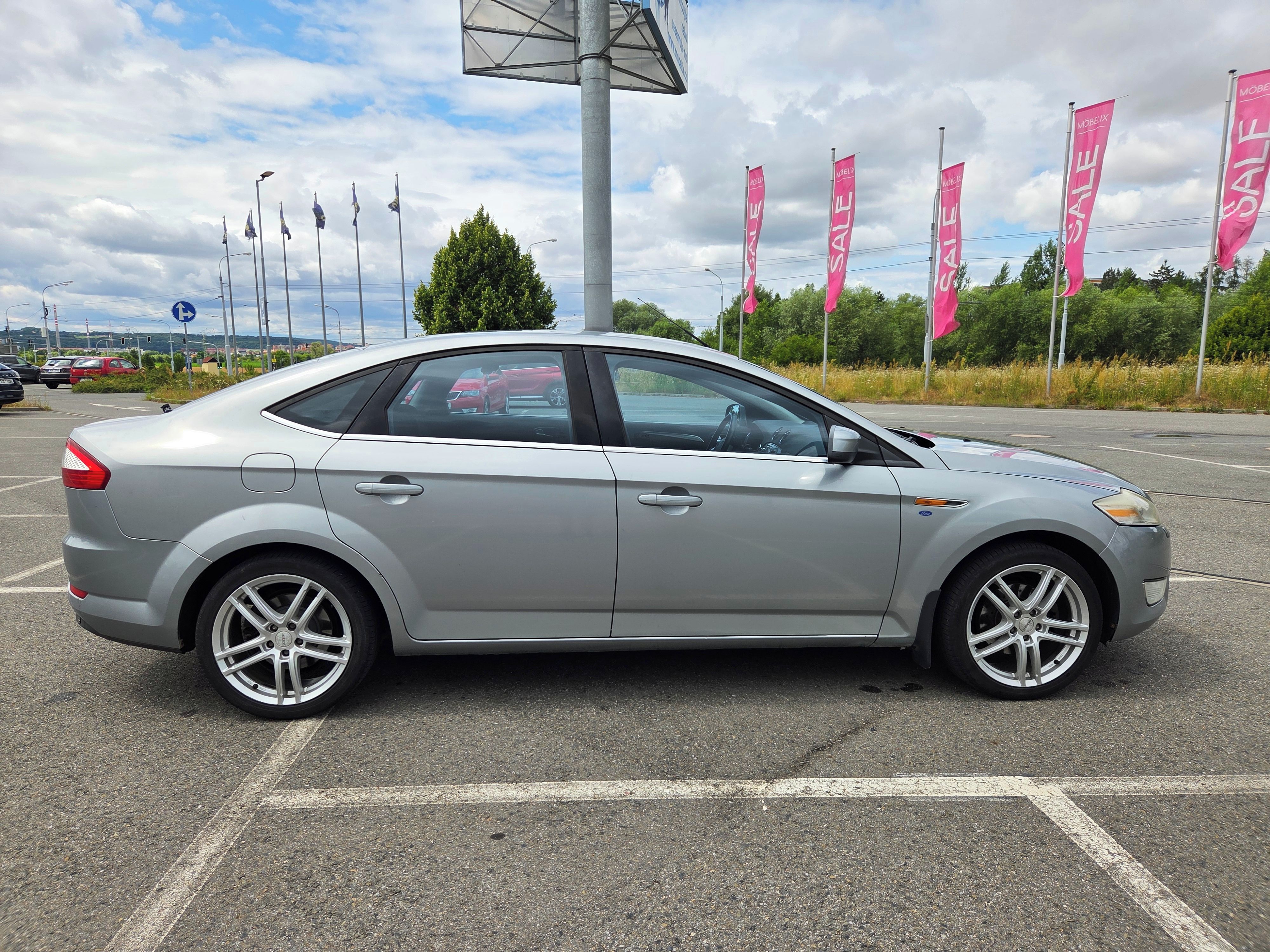 Ford Mondeo, Mk4 2.0 TDCi (103 kW) - fotka 6