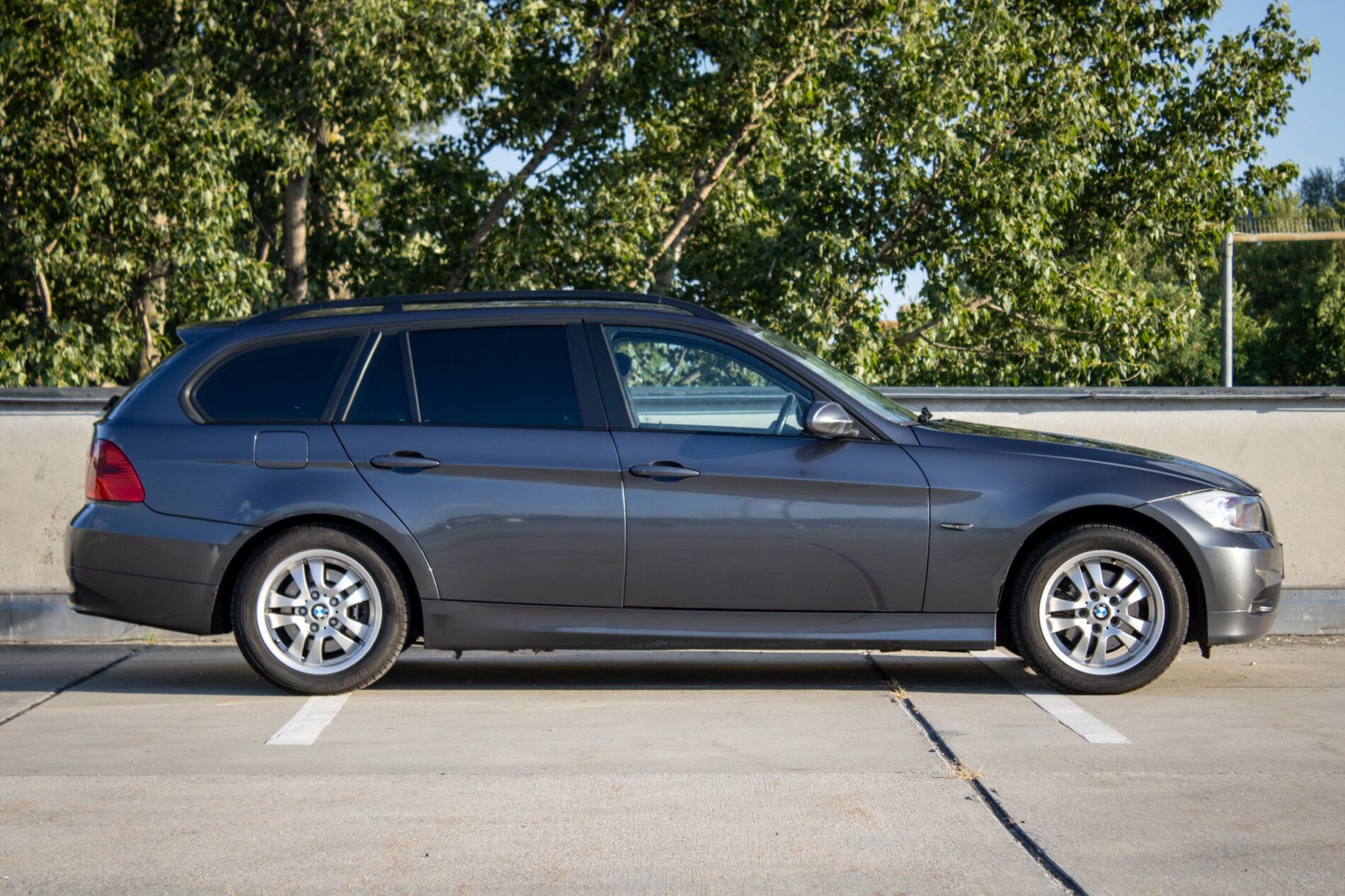BMW, rad 3 Touring - fotka 6