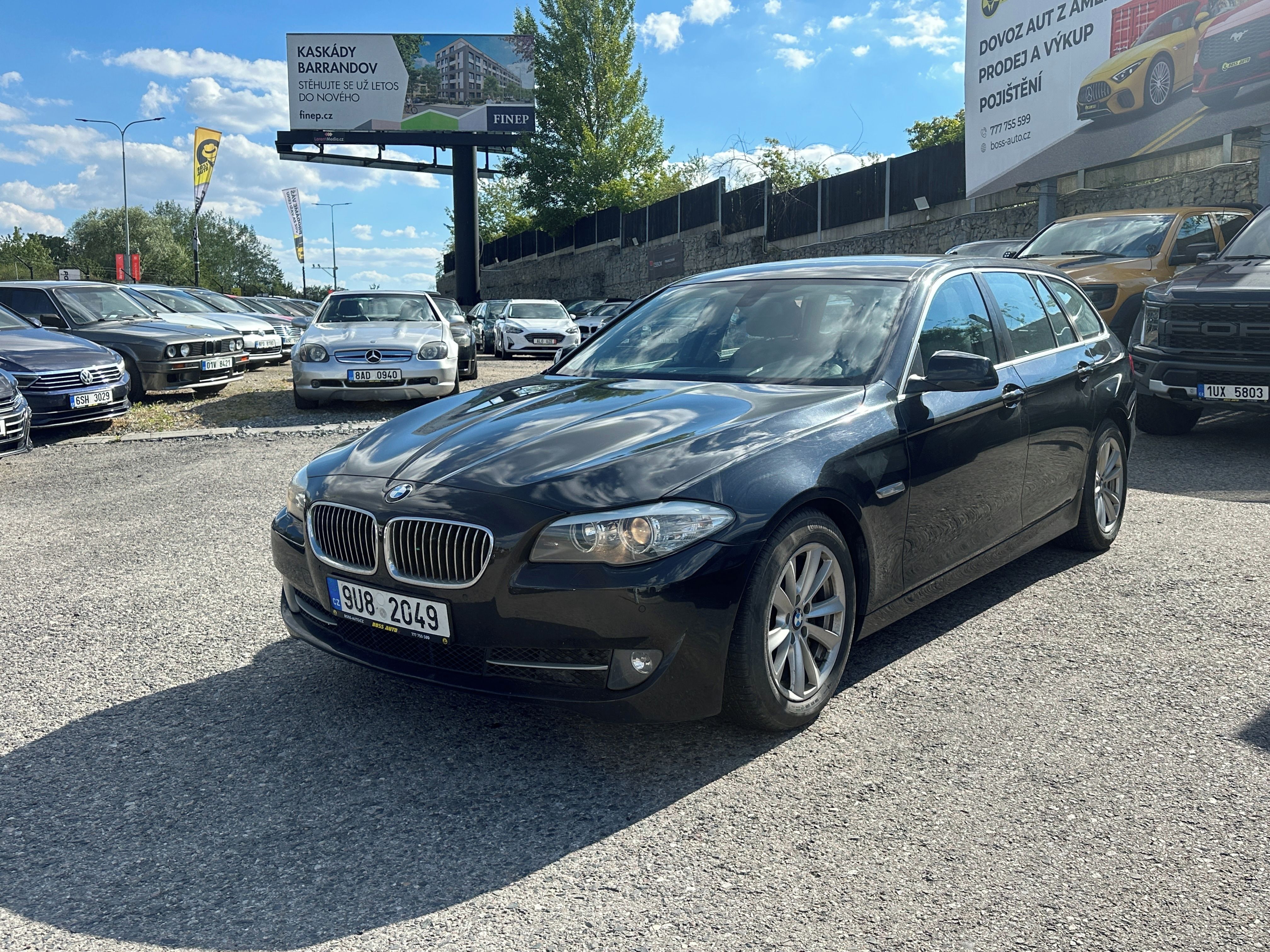 BMW Řada 5, BMW 530d 2012 - fotka 4