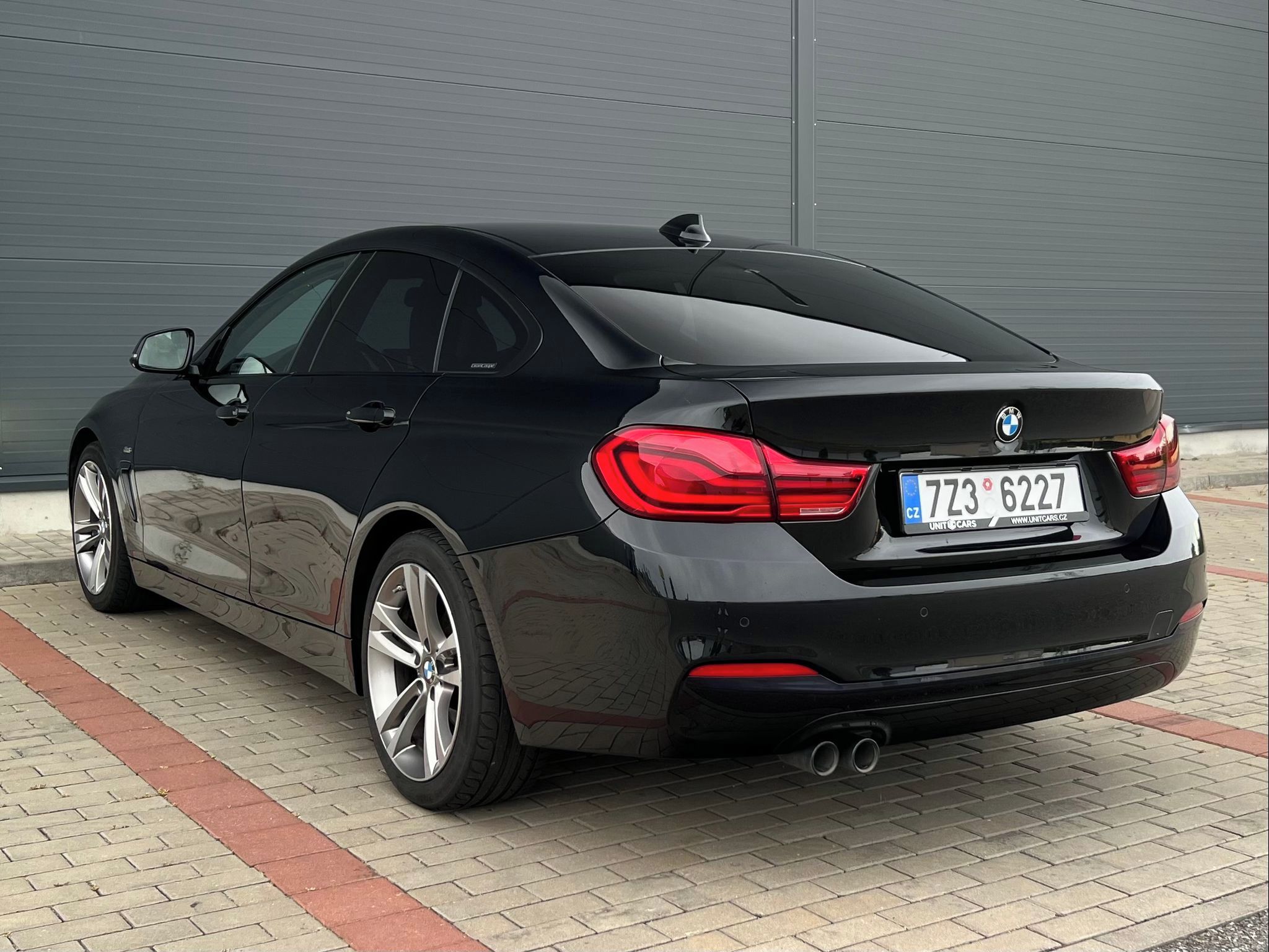 BMW Řada 4, 420d Gran Coupé-2xALU KOLA - fotka 6