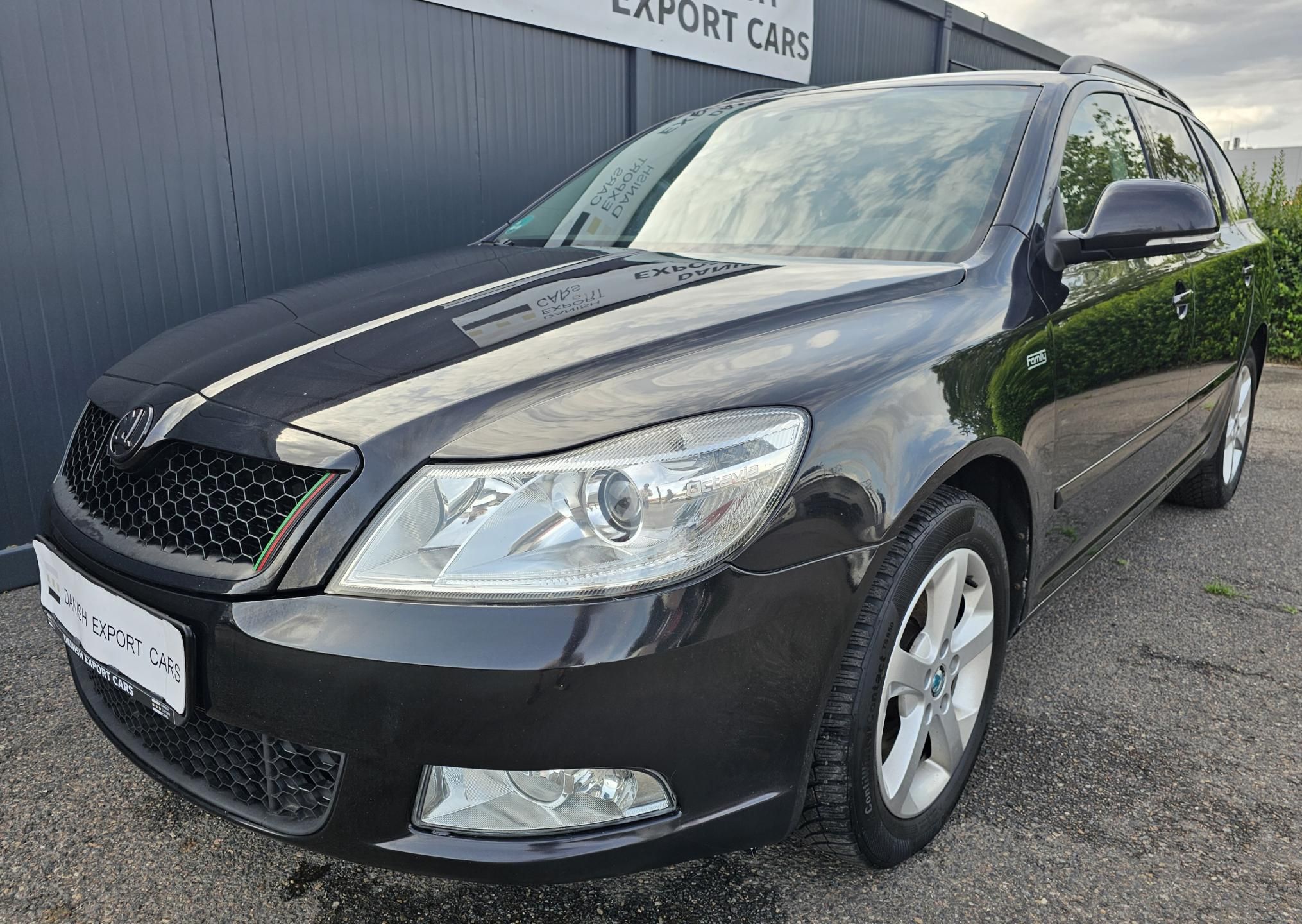Škoda Octavia, 1.2 TSI 77kW,SENZORY,VÝHŘEVY - fotka 2