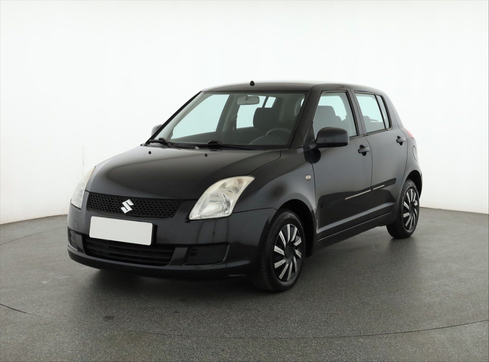 Suzuki Swift, 1.3 i, Serv.kniha - fotka 3
