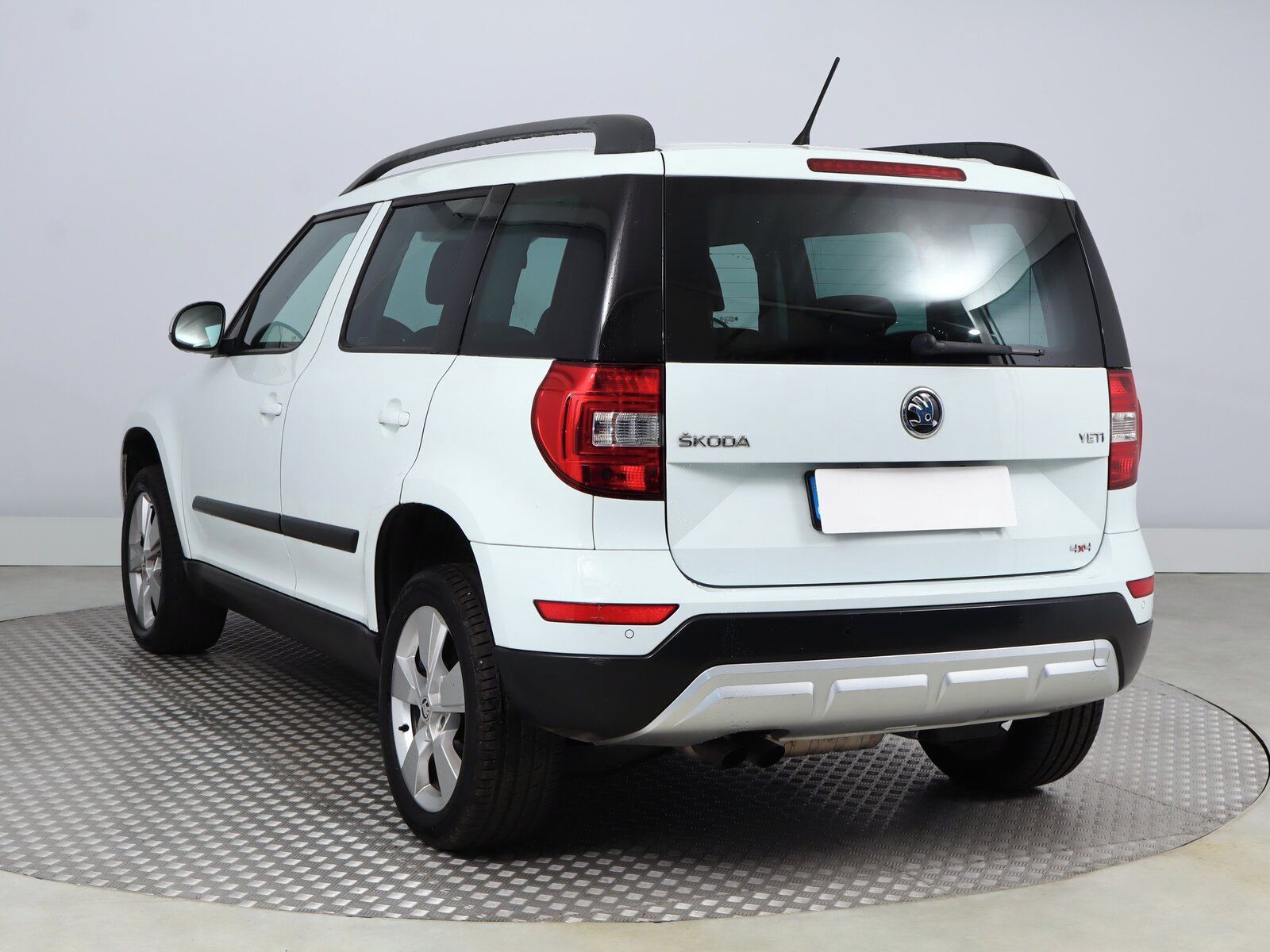 Škoda Yeti, 2.0 TDI, Outdoor, 4X4 - fotka 4