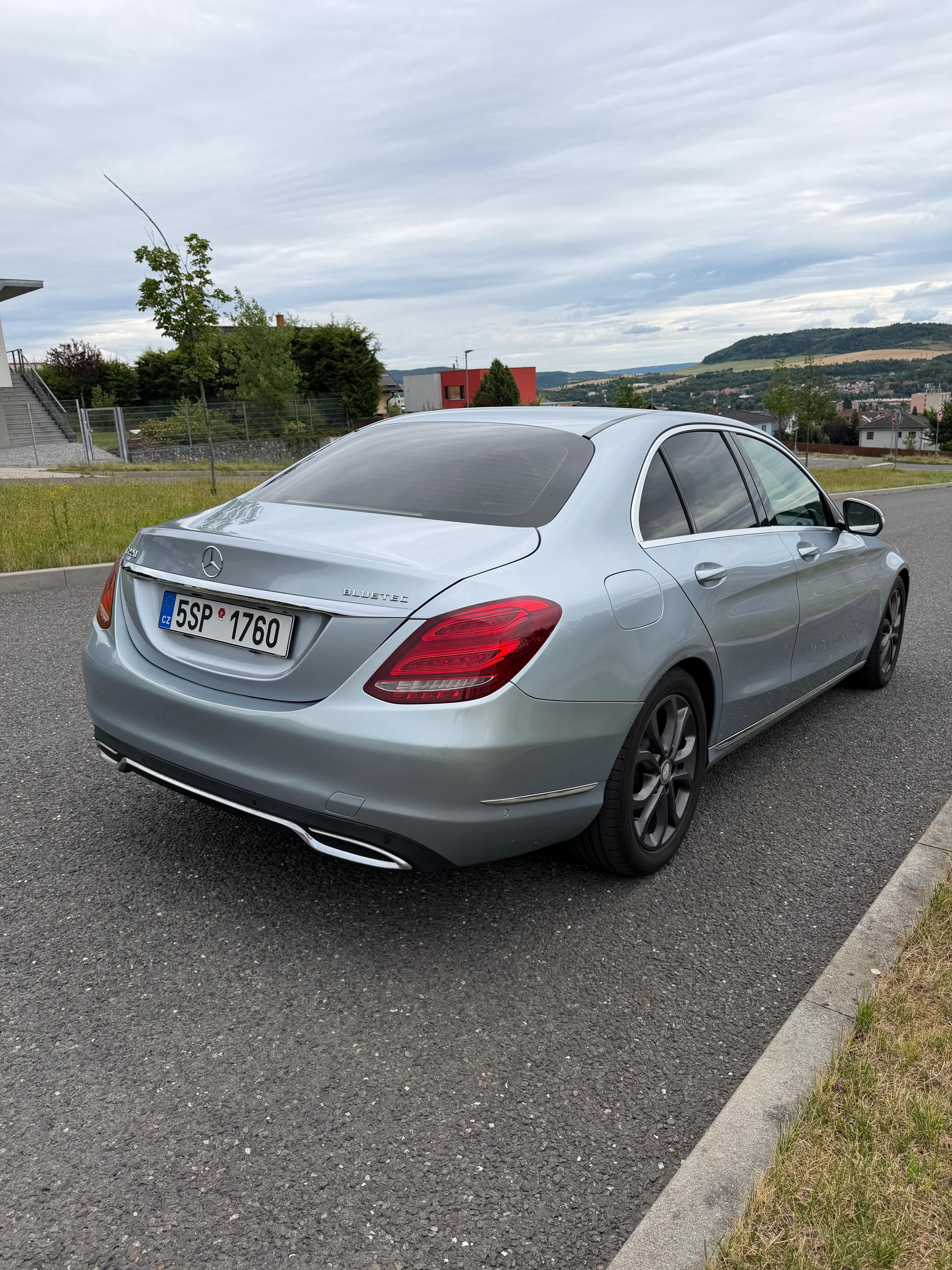 Mercedes-Benz Třídy C, 220d 125kw BlueTec, Automat - fotka 5