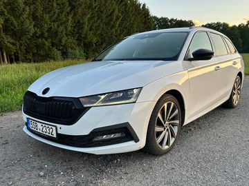 2.0 TDI Style / DSG / MATRIX