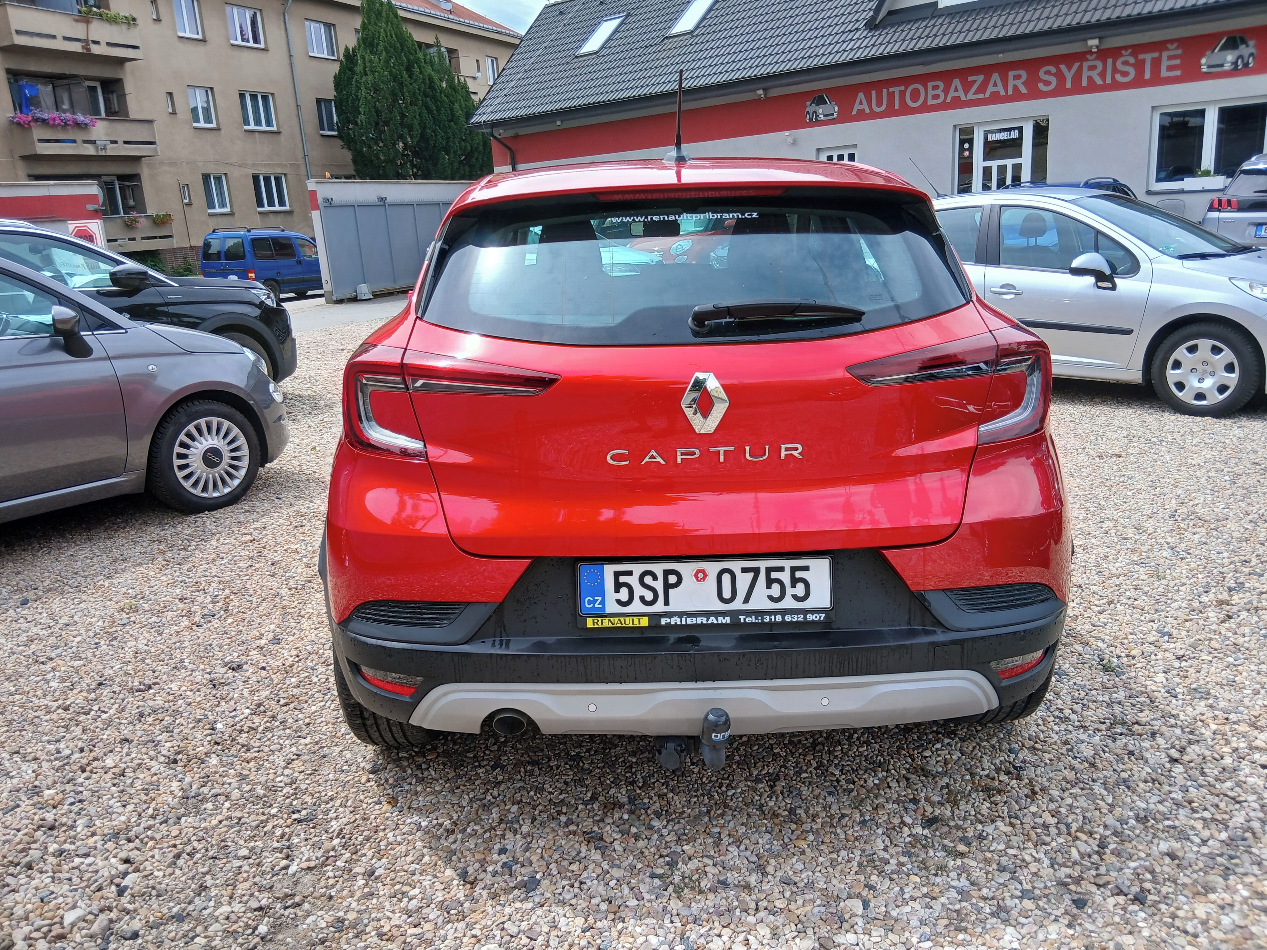 Renault Captur, 1.0i 67KW 1xMaj.ČR,Naj:40.550K - fotka 6