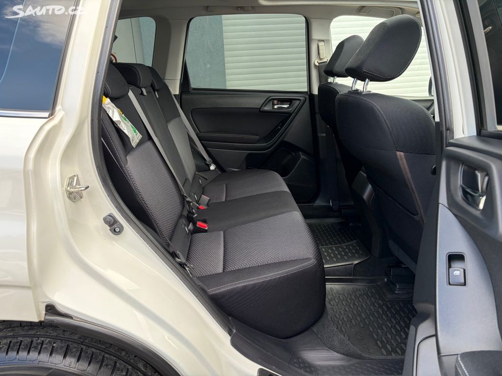 Subaru Forester, 2.0 i 110kW 4×4, TOP STAV