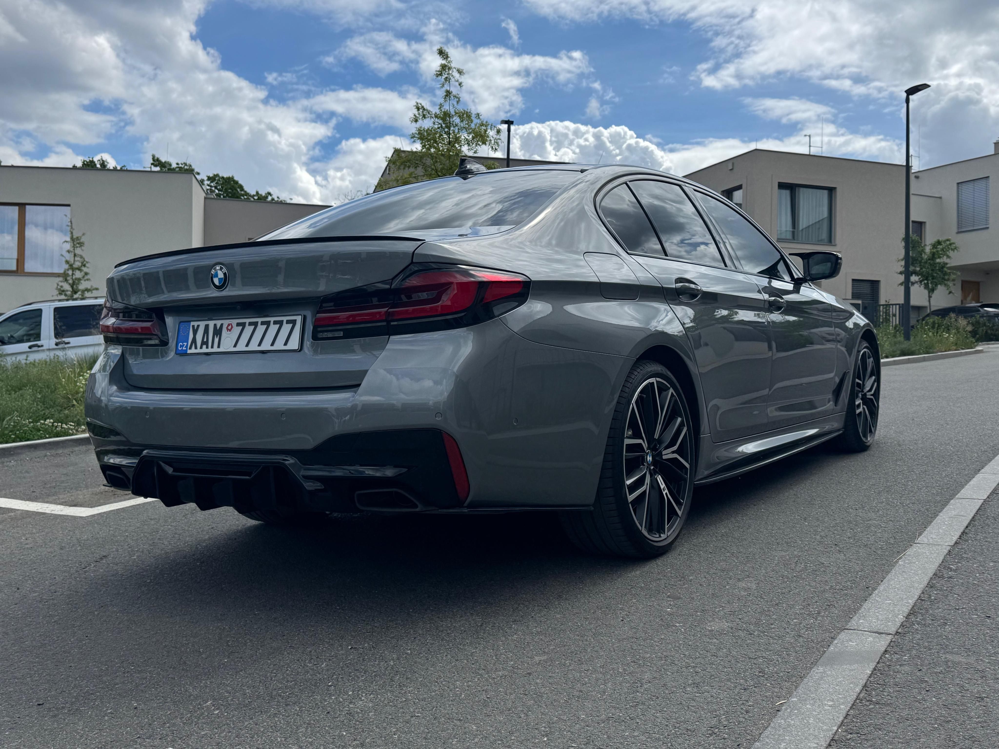 BMW Řada 5, 540d xDrive M-Sport Pro - fotka 5