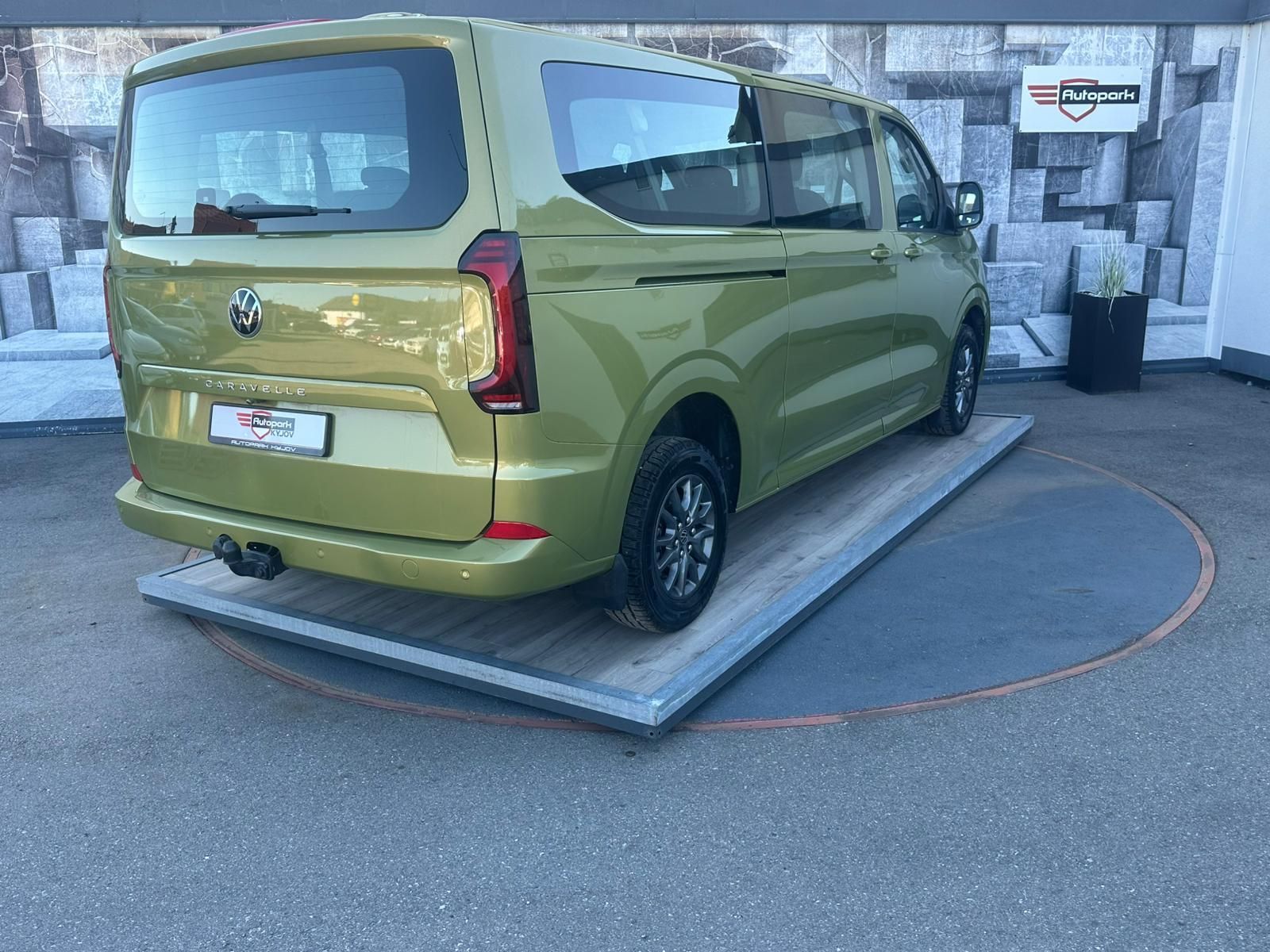 Volkswagen Caravelle, 2.0TDi, 110KW, 8. MÍST - fotka 5