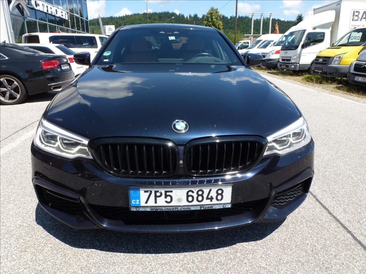 BMW Řada 5, 3,0 D X-Drive M-Paket  Carbon - fotka 4