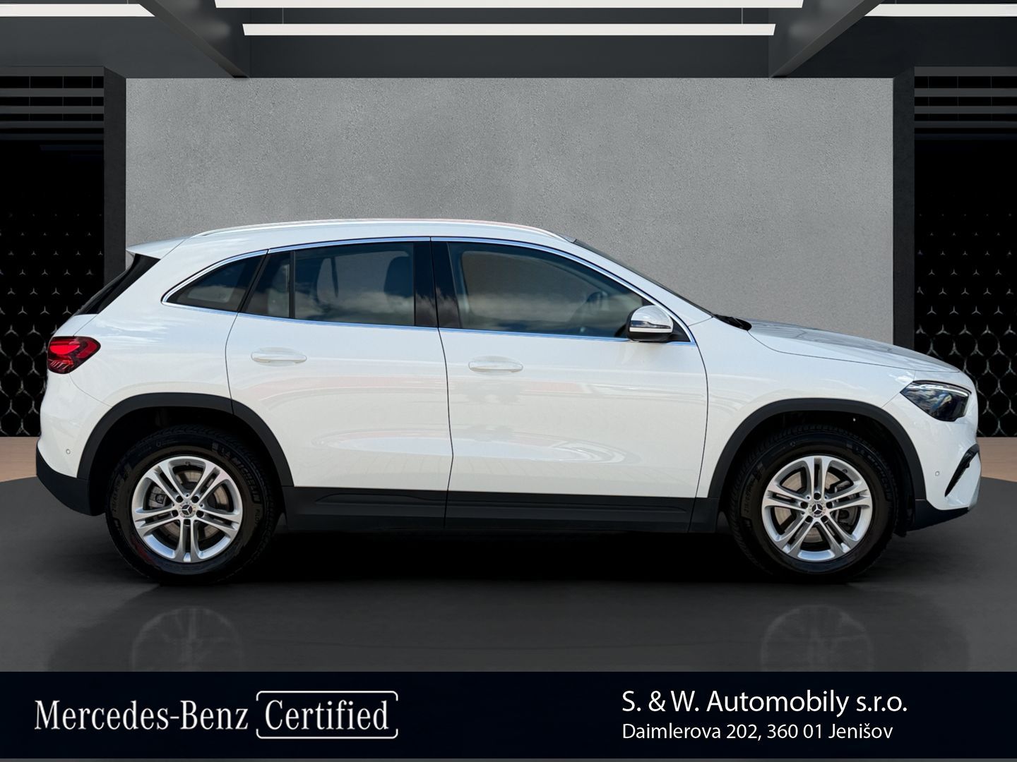 Mercedes-Benz GLA, 4 MATIC - fotka 4