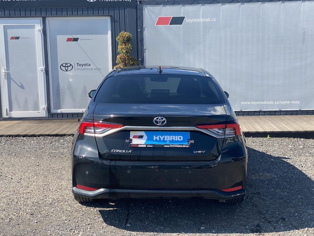 Toyota Corolla, 1.8HEV, ČR, Executive, DPH - fotka 6