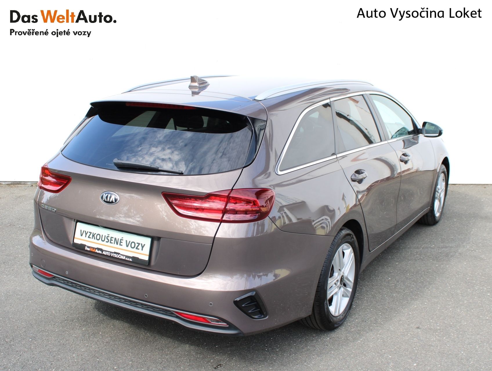 Kia Cee´d, 1.4 T-GDI TOP 103kW manuál LED - fotka 2