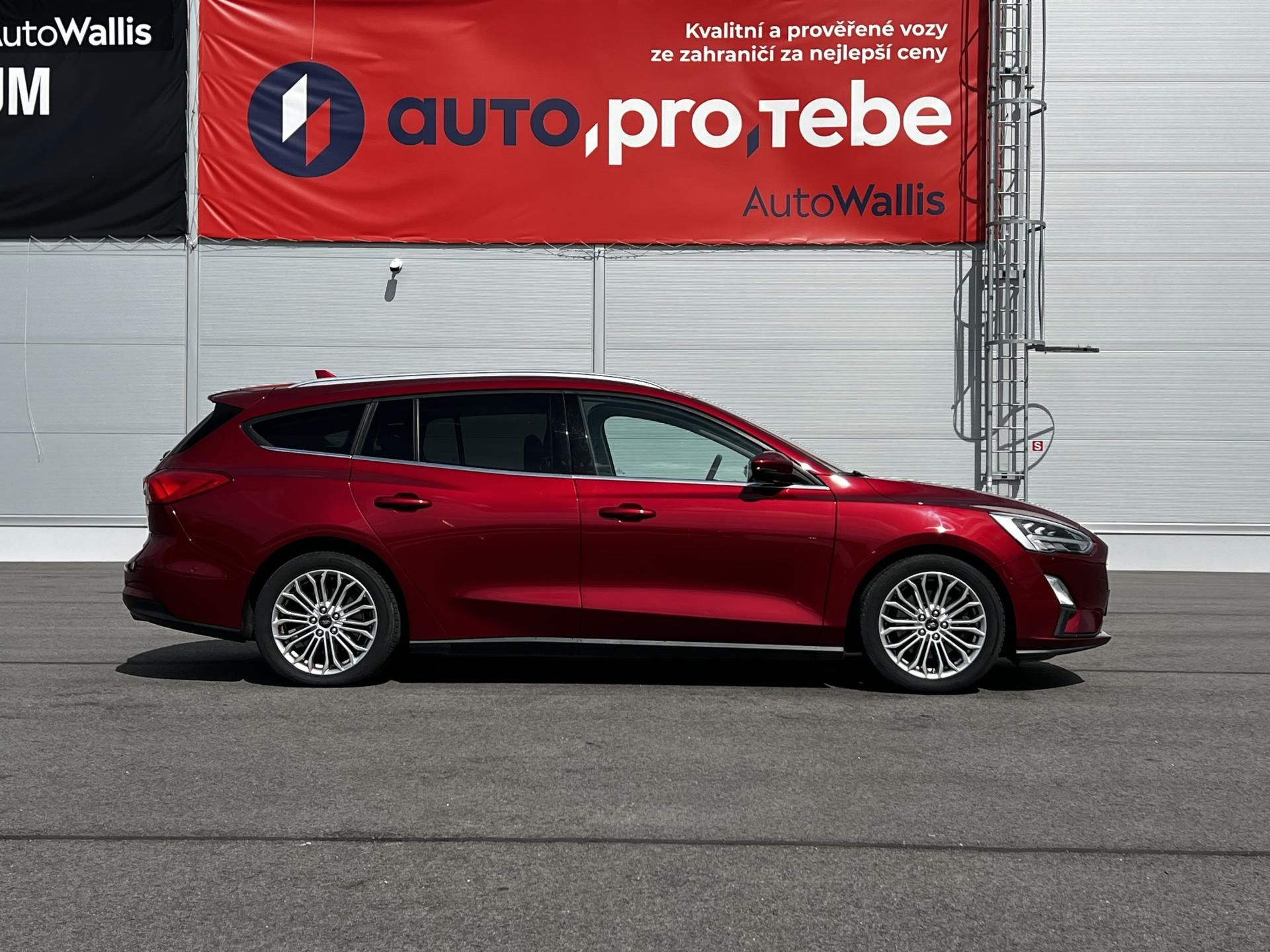 Ford Focus, 1.5 110kW LED, HEAD-UP, B&O,TZ - fotka 3
