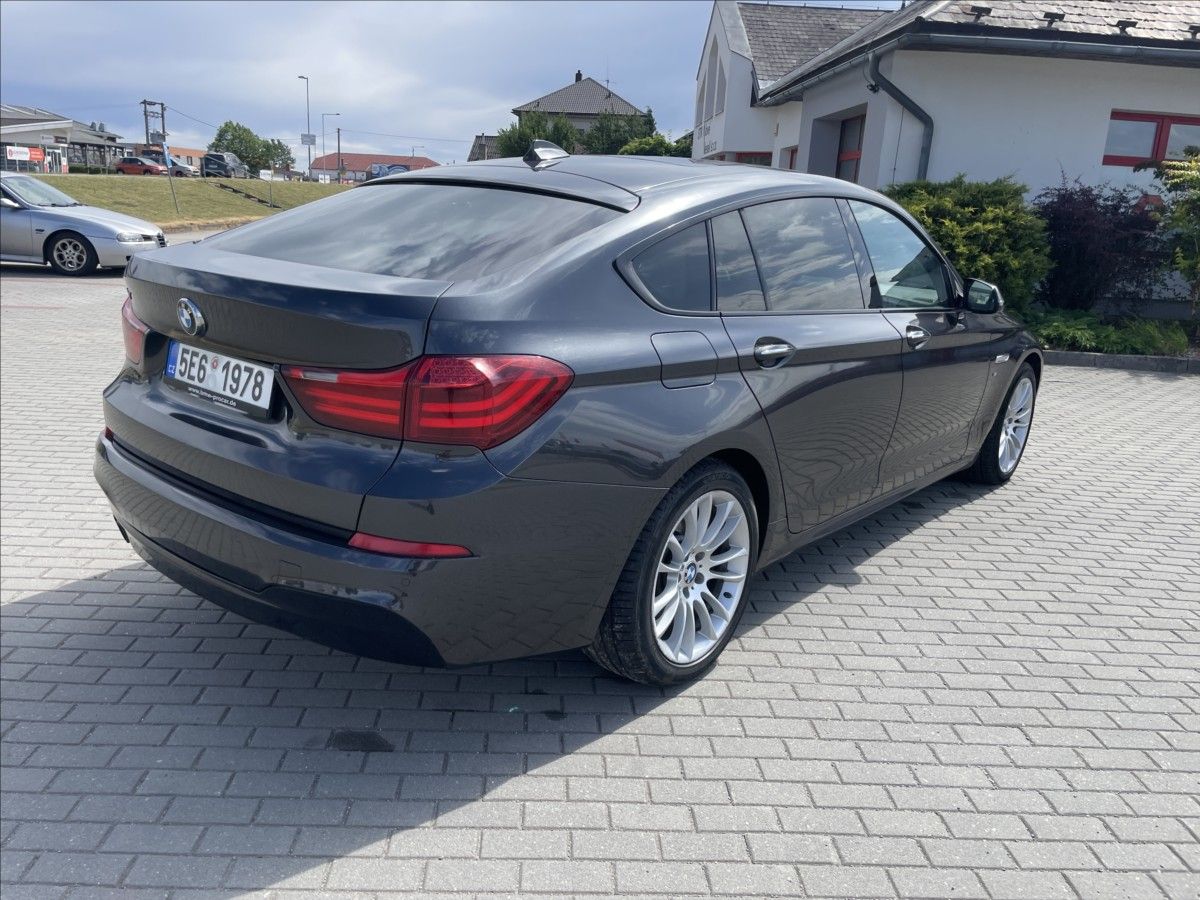 BMW Řada 5, 3,0 GT 190kw 530d M-Paket Pano - fotka 4