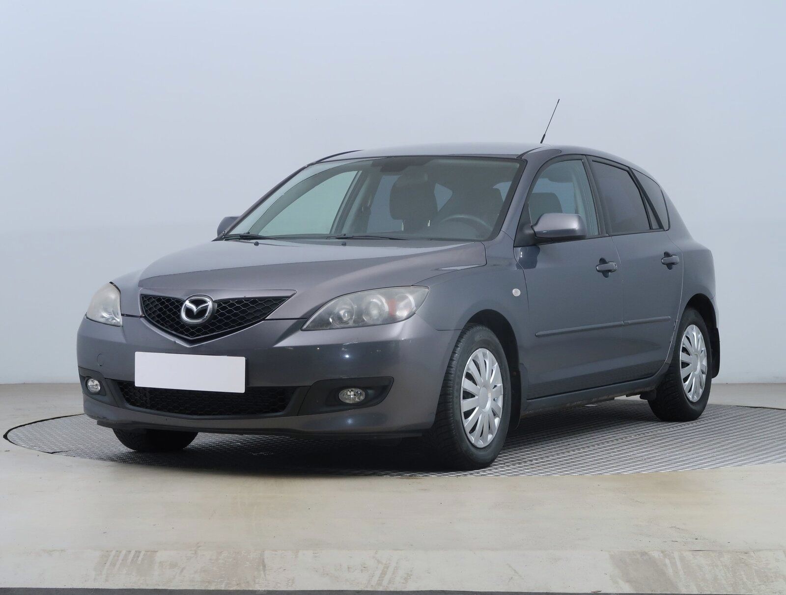 Mazda 3, 1.6 DI Turbo, po STK, Tažné - fotka 2
