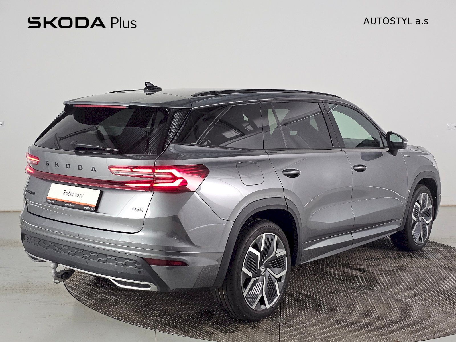 Škoda Kodiaq, 2.0TDi 142kW 4X4 SPORTLINE 7S - fotka 2