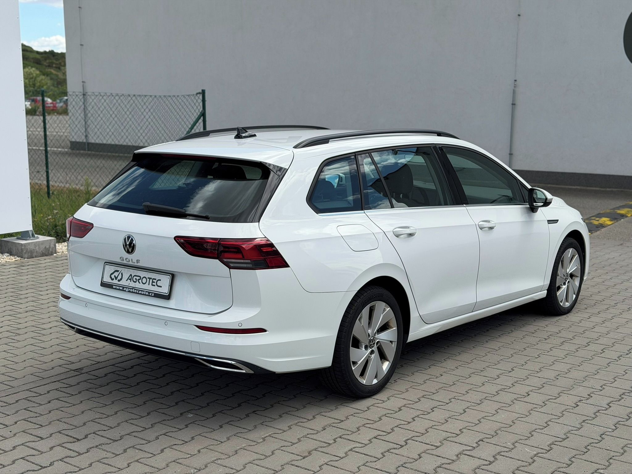 Volkswagen Golf, 2.0 TDI 110kW Style Combi - fotka 6