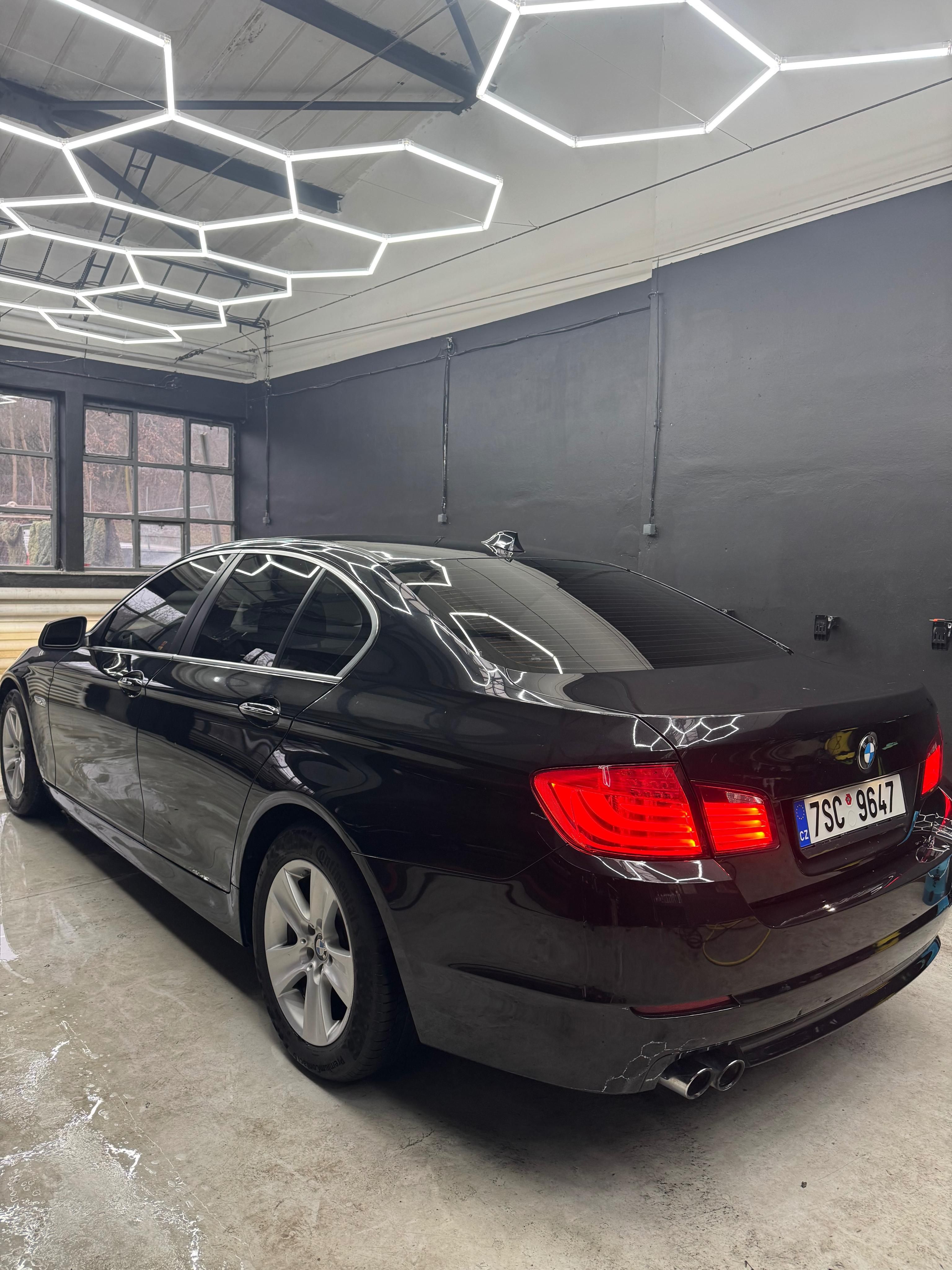 BMW Řada 5, BMW 5 F10 3.0 - fotka 5