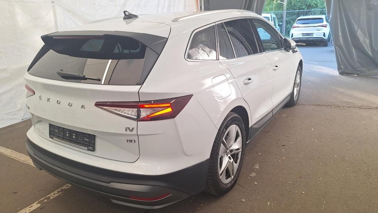 Škoda Enyaq, 150kw, iV80 19ALU SOH 96% - fotka 3
