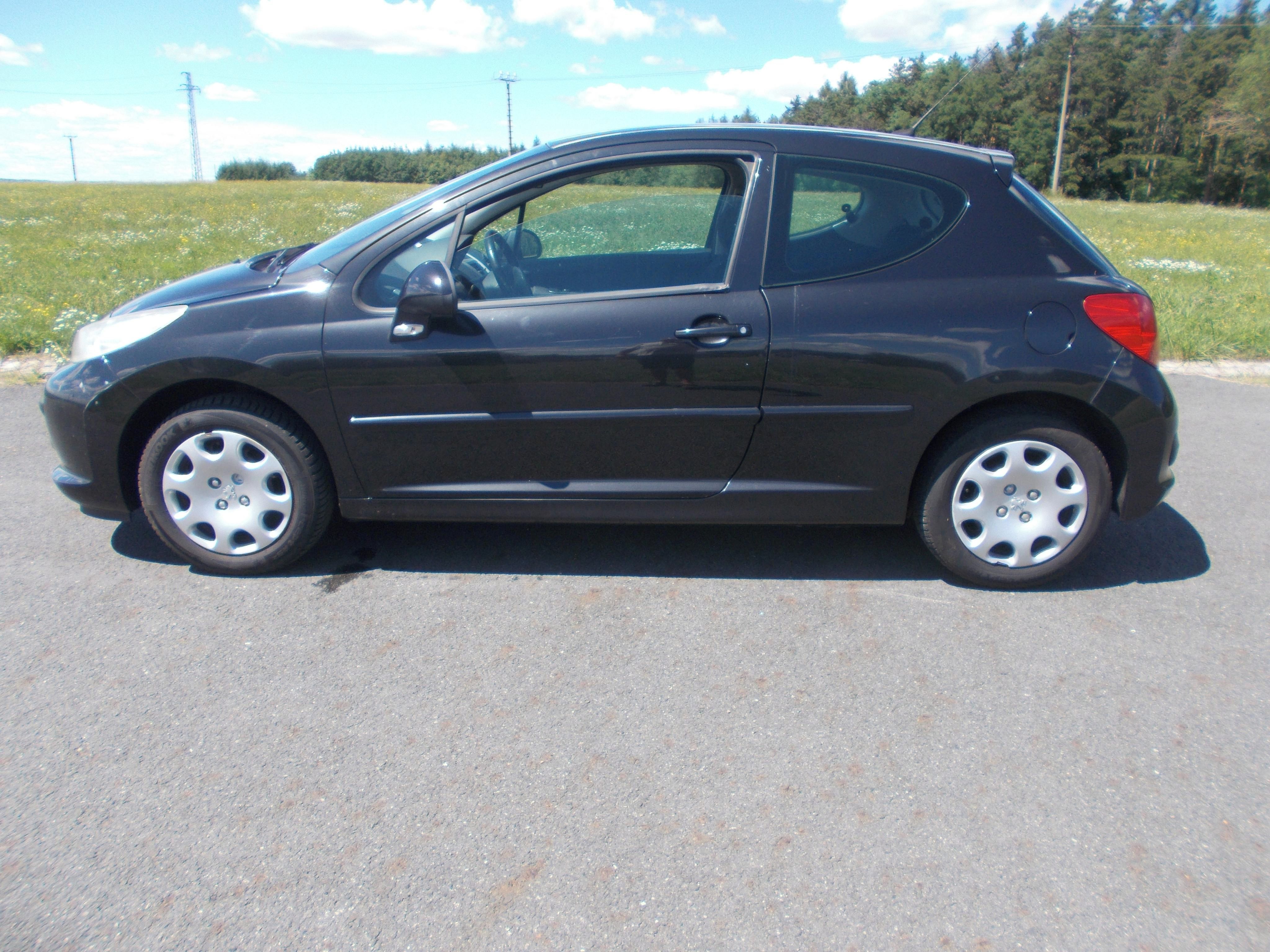 Peugeot 207, 1,6 80KW,nová STK - fotka 2