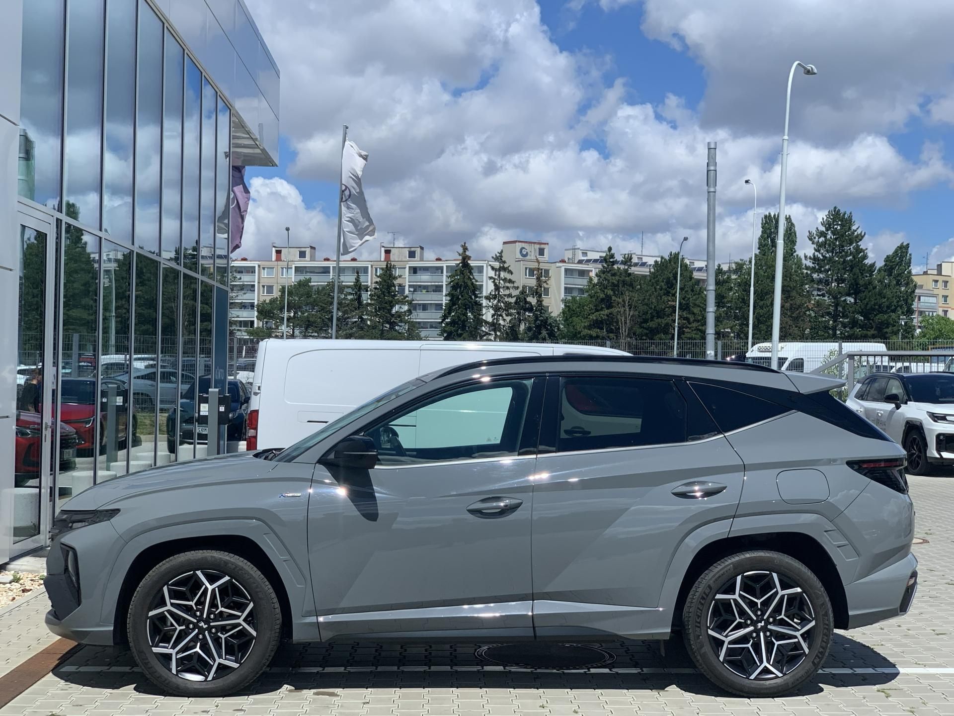 Hyundai Tucson, N LINE 1,6 T-GDi HEV 169kW - fotka 4
