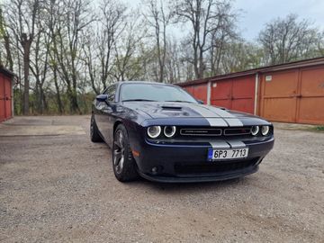R/T 5,7 Hemi, manuál