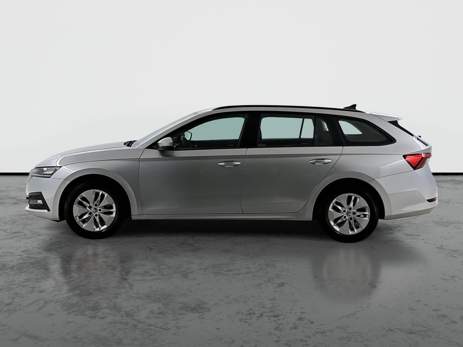 Škoda Octavia, 2.0 TDI, Ambition, ČR,1.maj - fotka 3