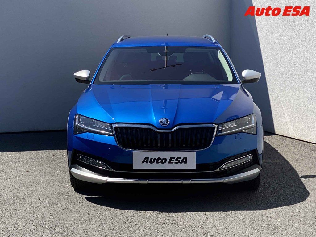 Škoda Superb, 2.0 TSi 4x4,1.maj,ČR - fotka 2