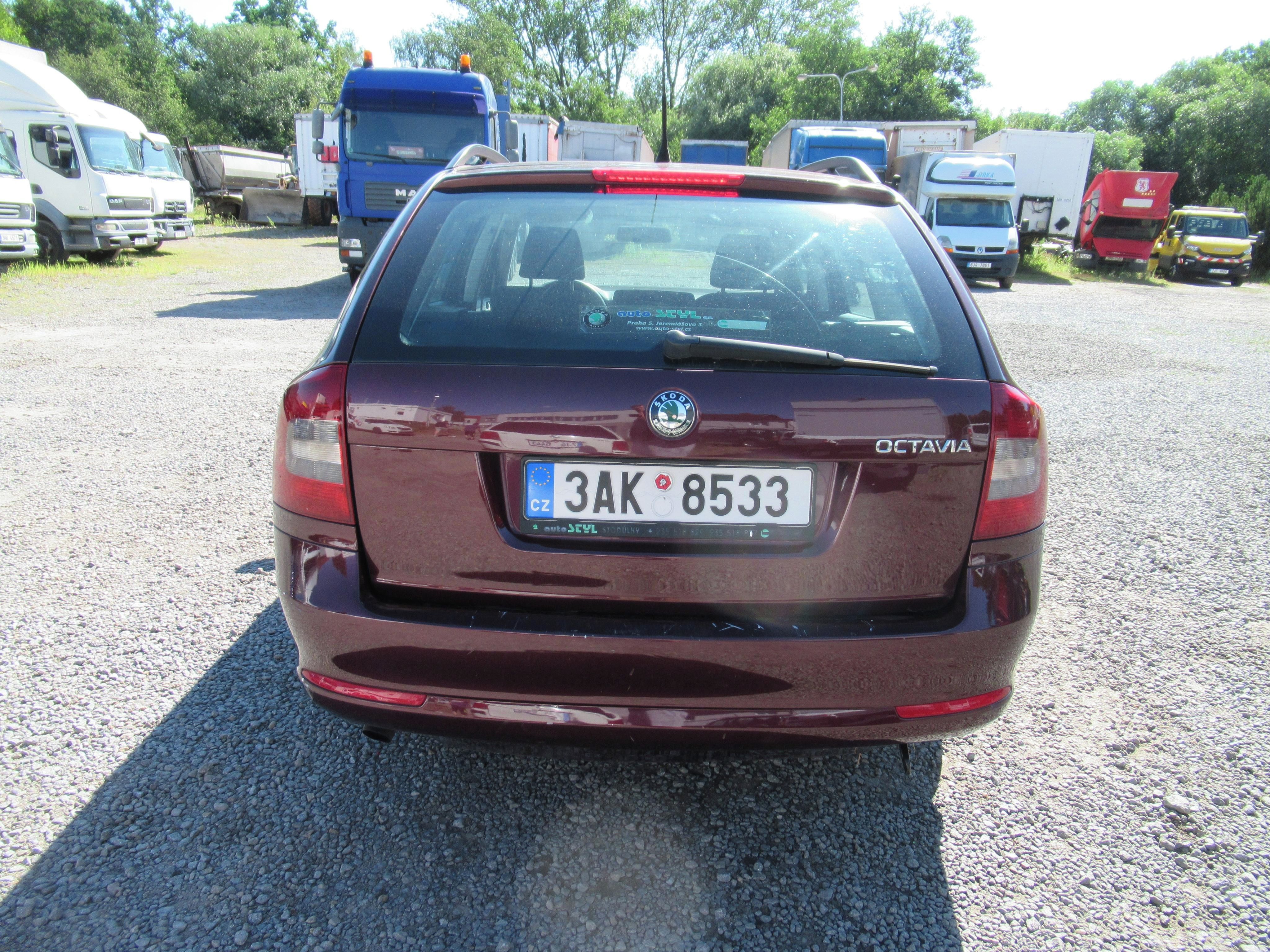 Škoda Octavia, 1,6TDI Facelift - fotka 6