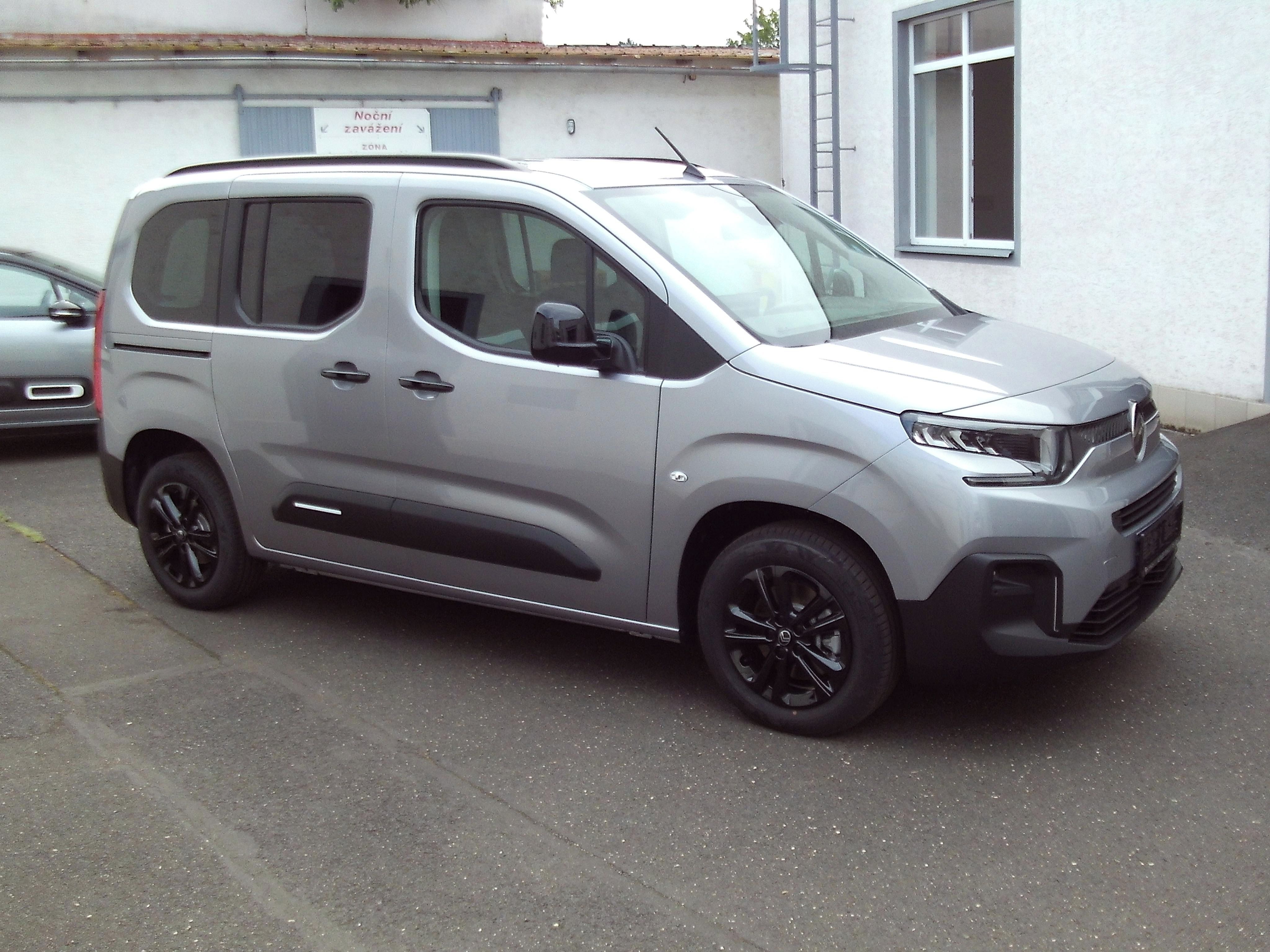 Citroën Berlingo, PLUS Petrol 110k Manual - fotka 3