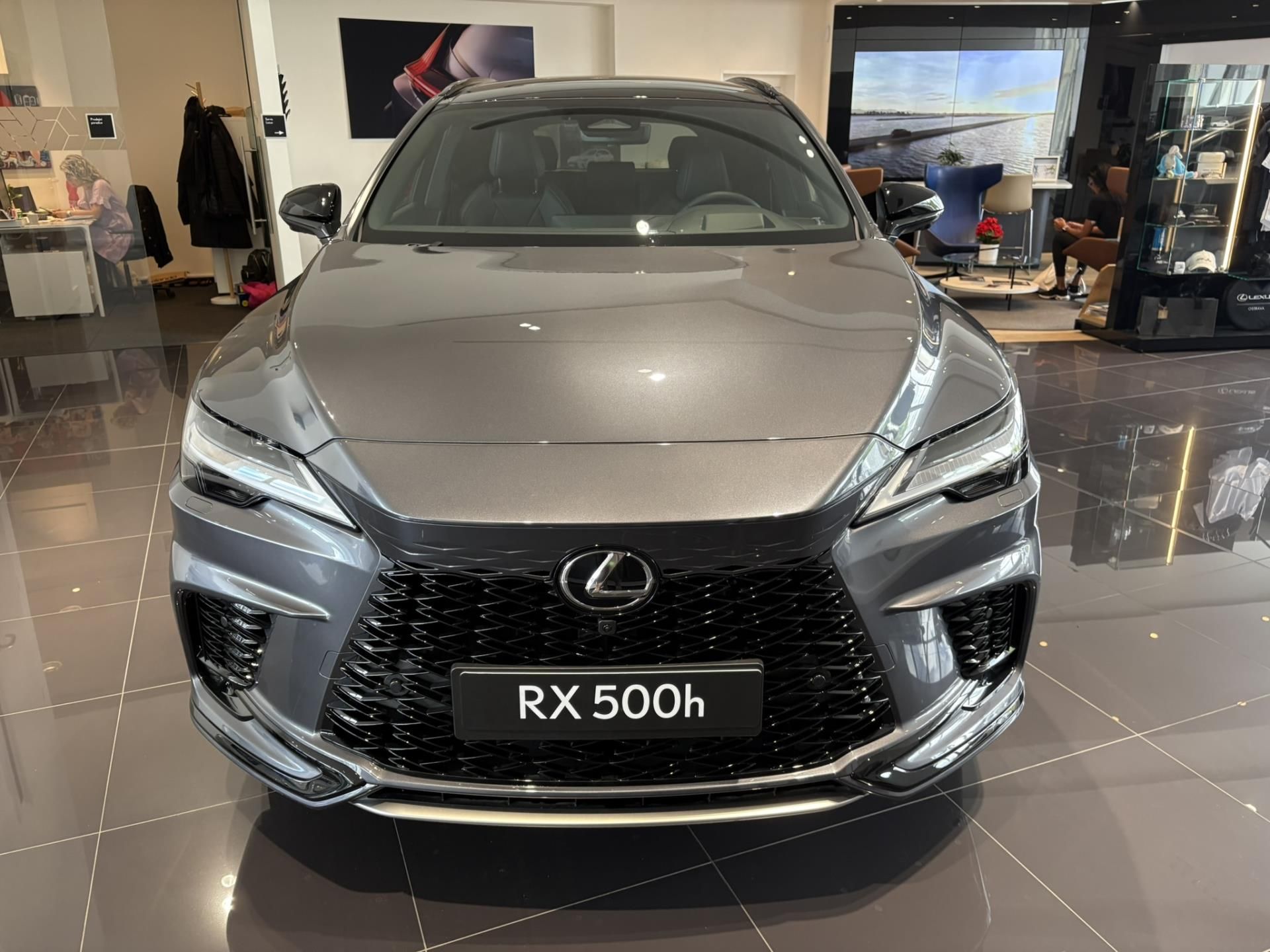 Lexus RX 500h, RX 500h F SPORT + panoramic ro - fotka 2