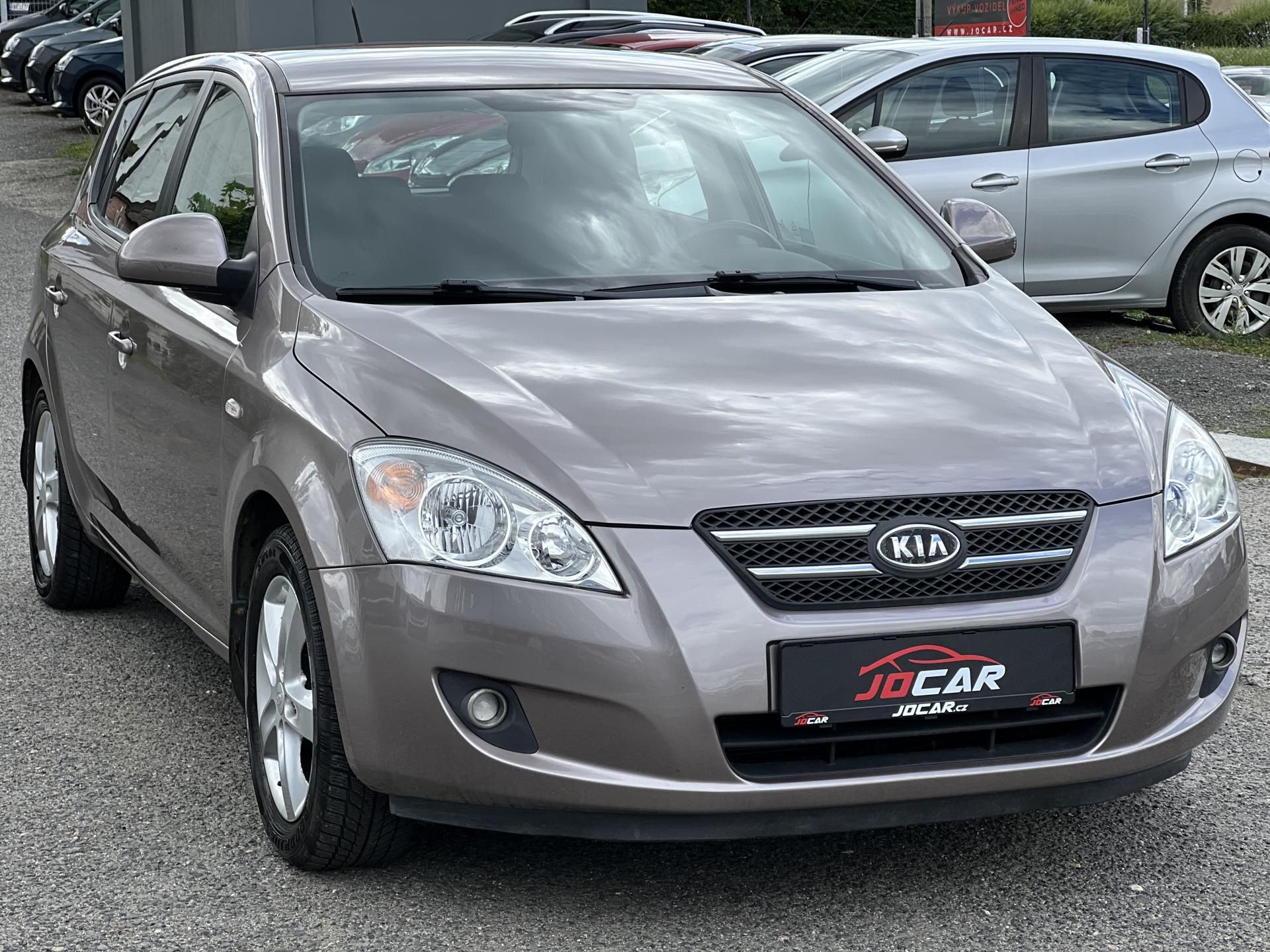 Kia Cee´d, 1.6i AUTOMAT KLIMA PŮVOD ČR - fotka 3